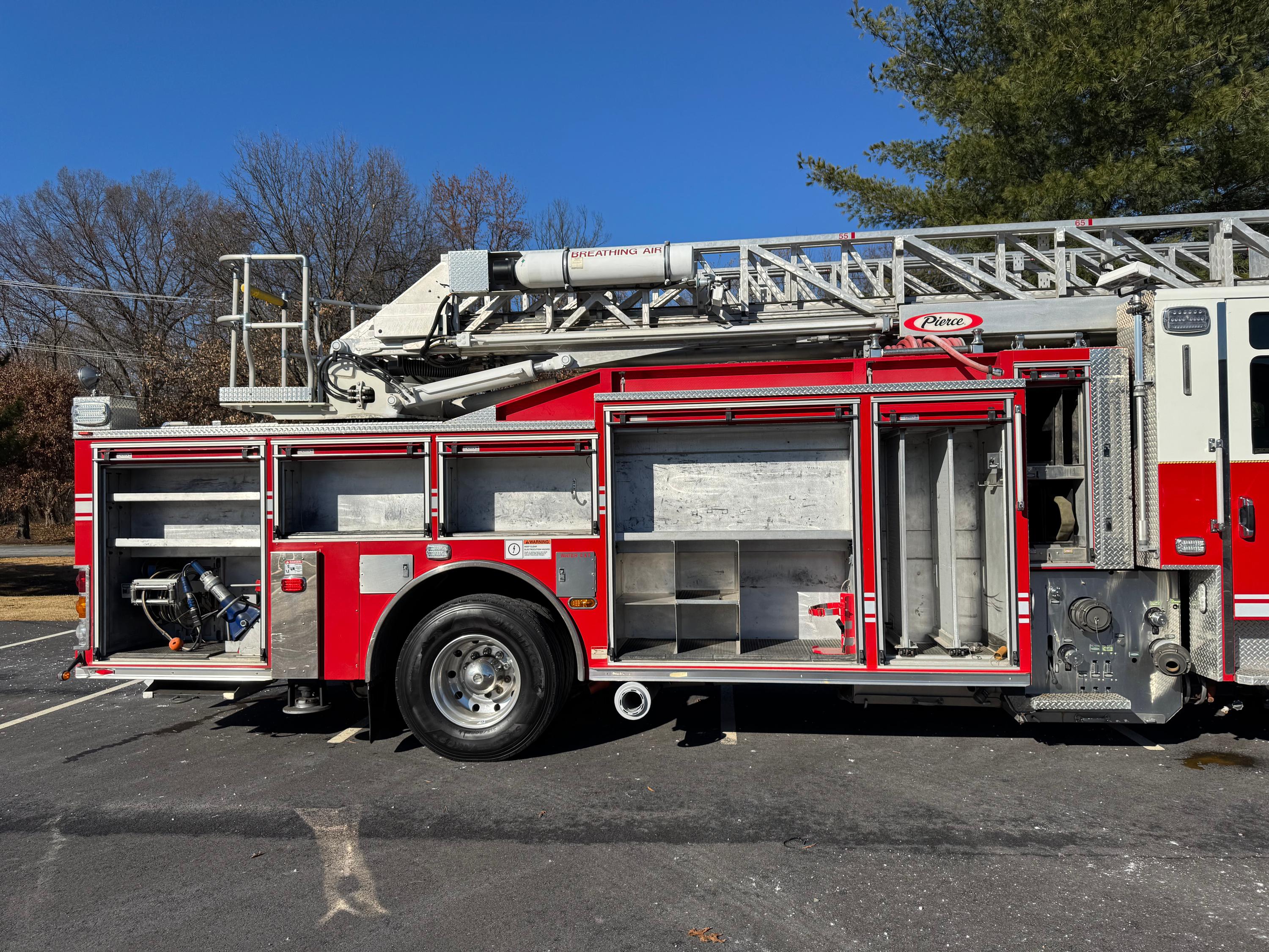 2011 Pierce Velocity 75' Aerial - image 22