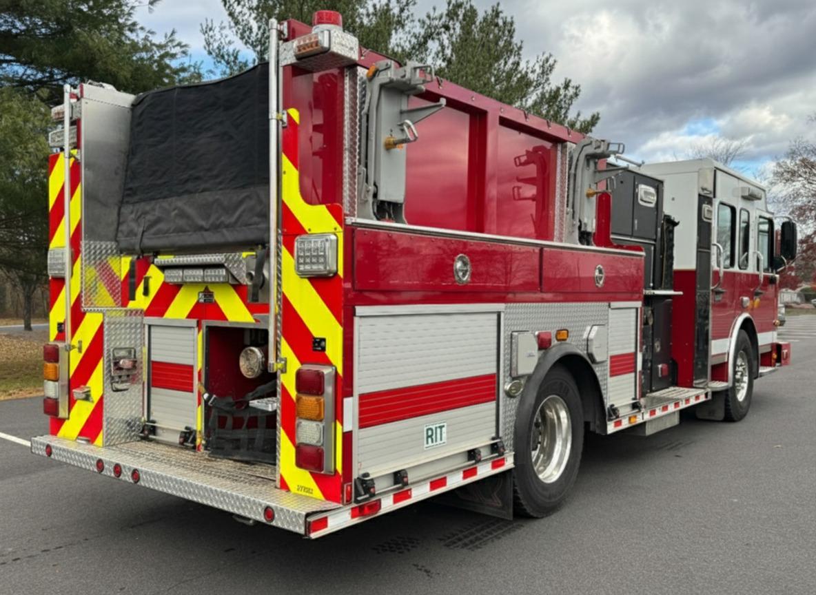 2013 Rosenbauer Spartan Pumper - image 7