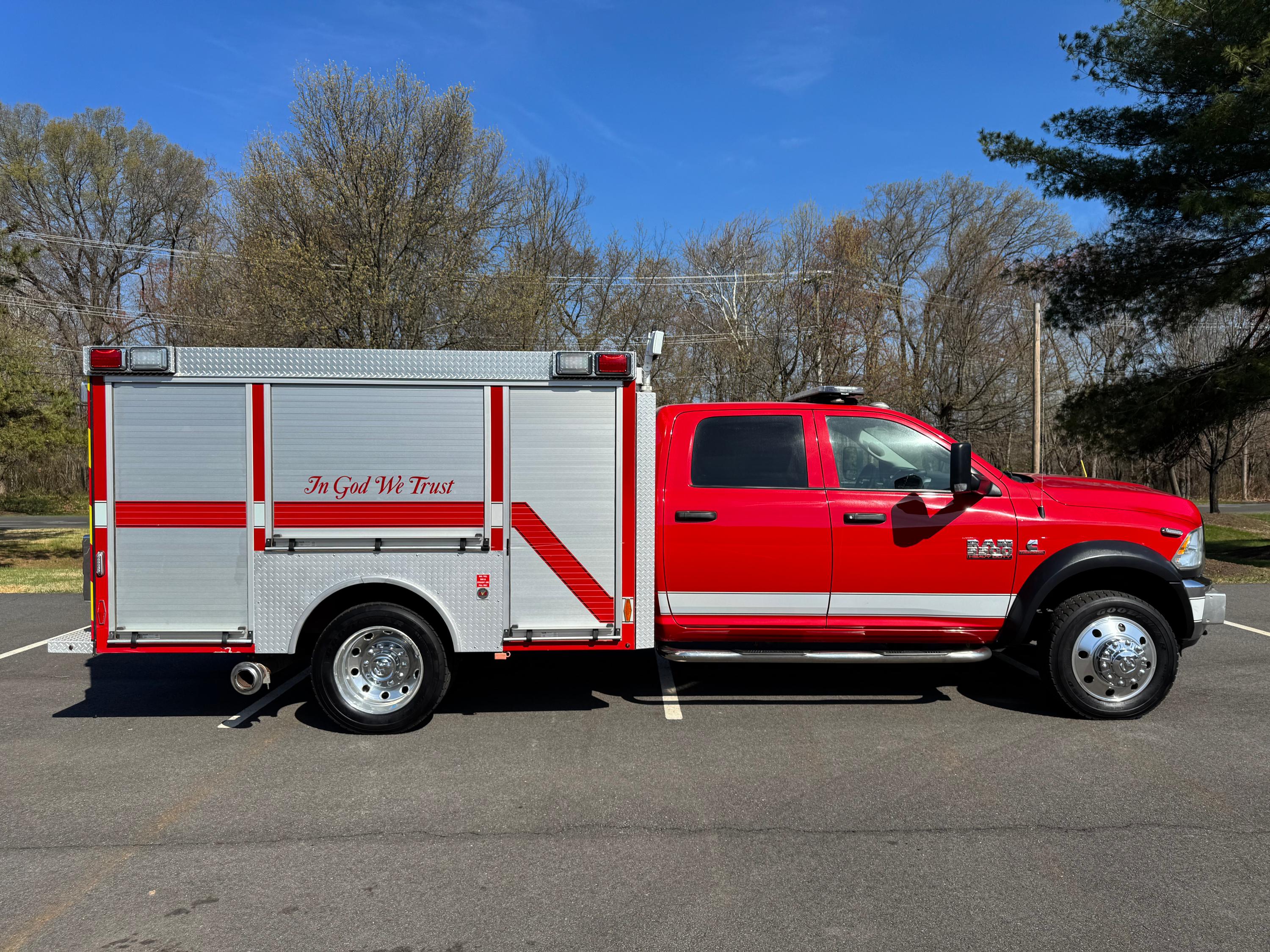 2015 Ram 5500 4x4 Brush Truck - image 5