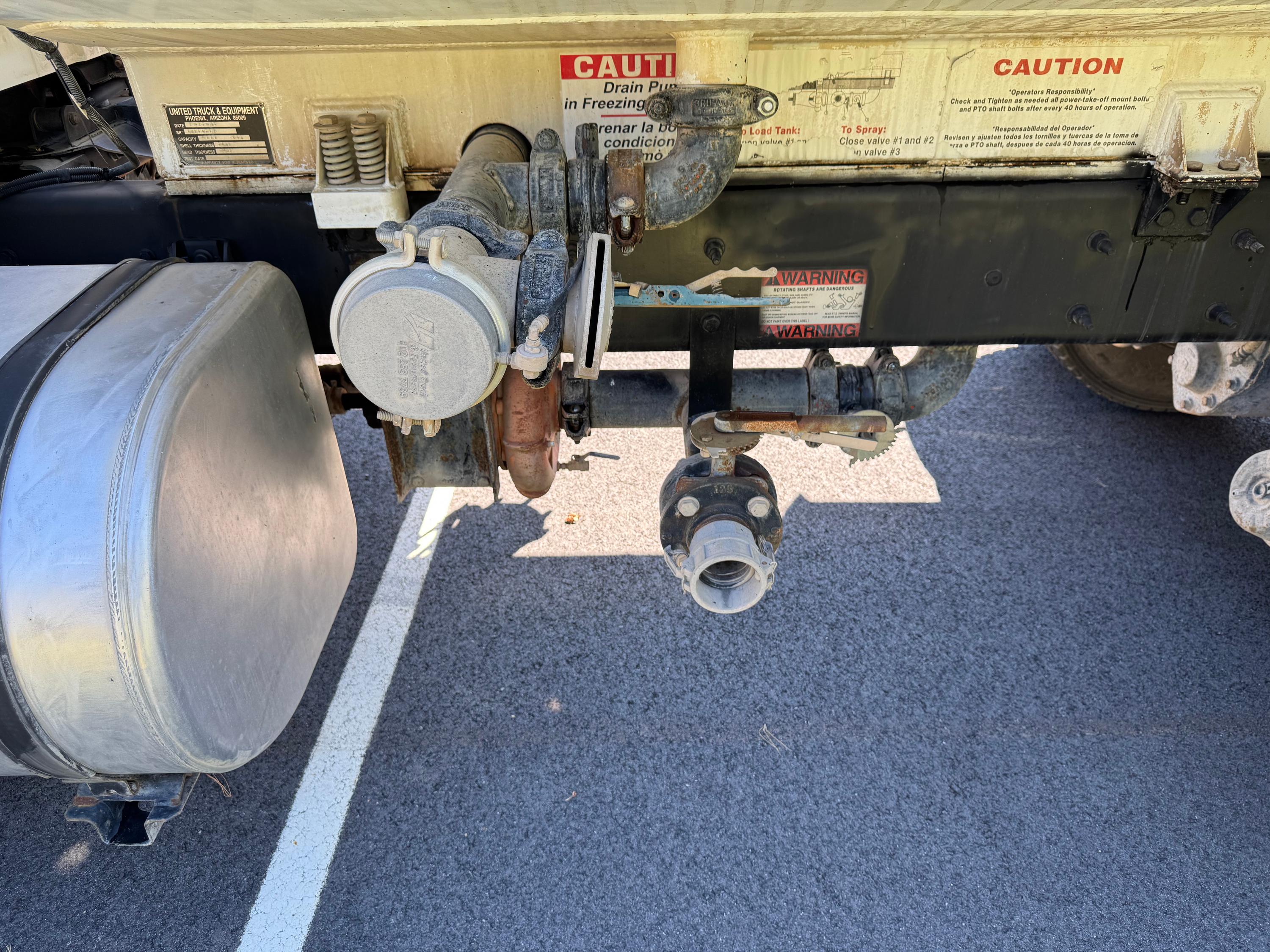 2016 International 7400 SBA Tanker - image 12