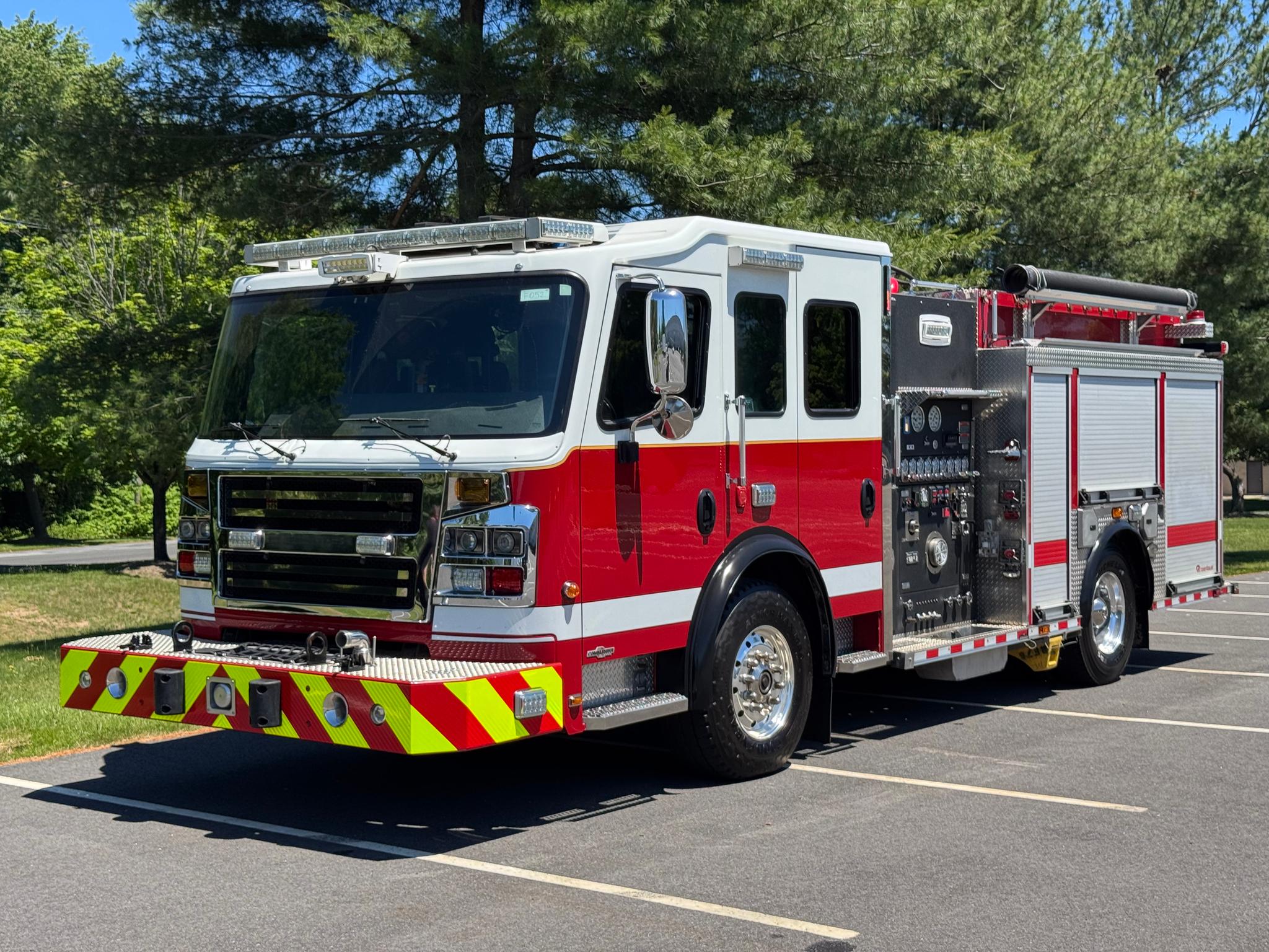2017 Rosenbauer Commander Pumper - image 1