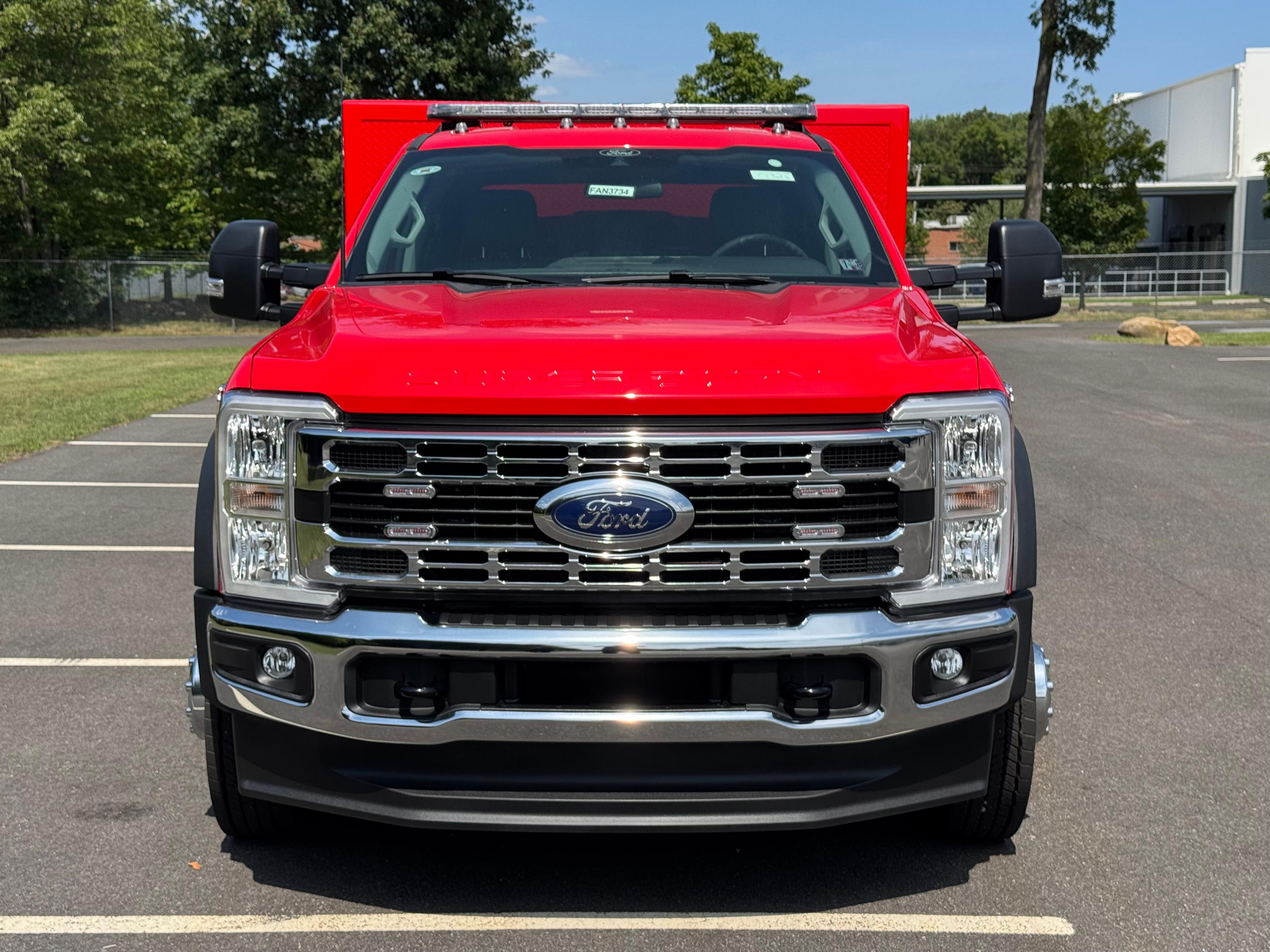 2025 Ford F-550 4x4 Light Rescue - image 3