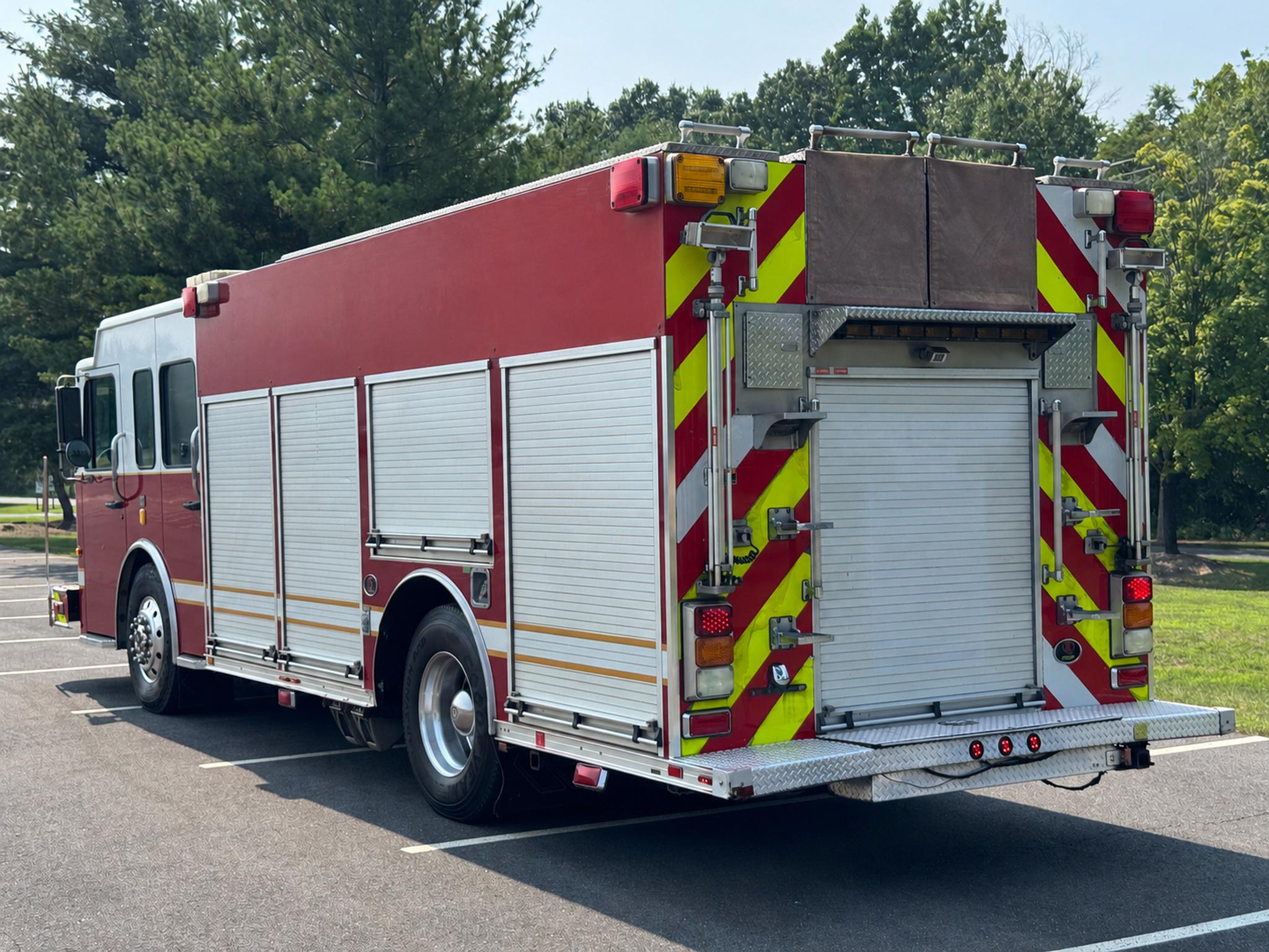 2008 Rosenbauer Spartan 4x4 Pumper - image 6