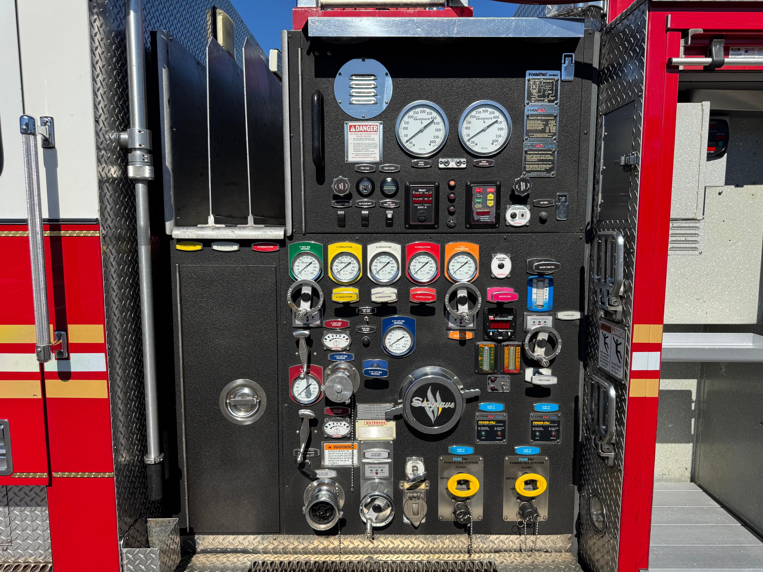 2007 Seagrave Pumper - image 25
