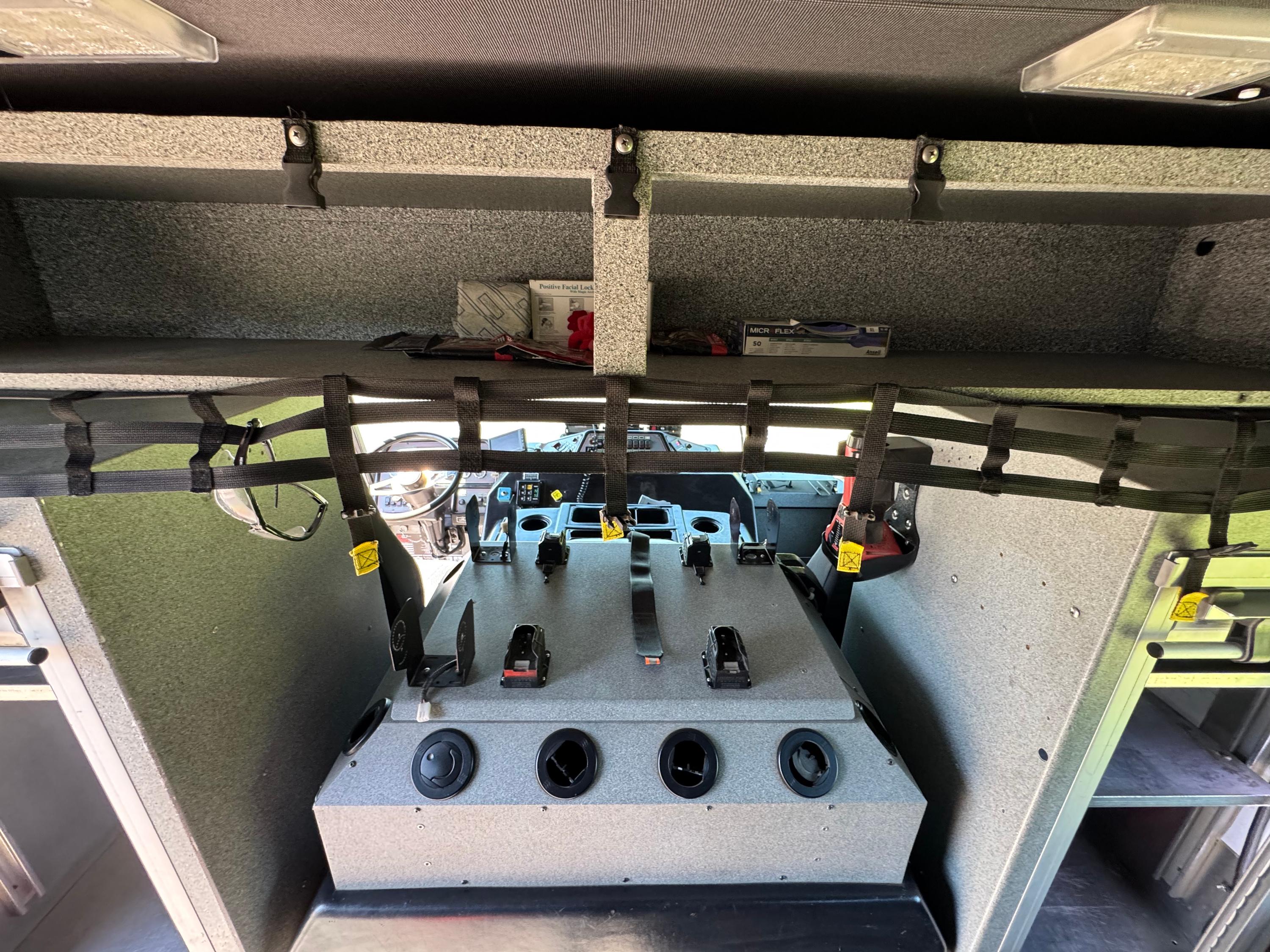 2011 Sutphen SL75 75' Aerial - image 14