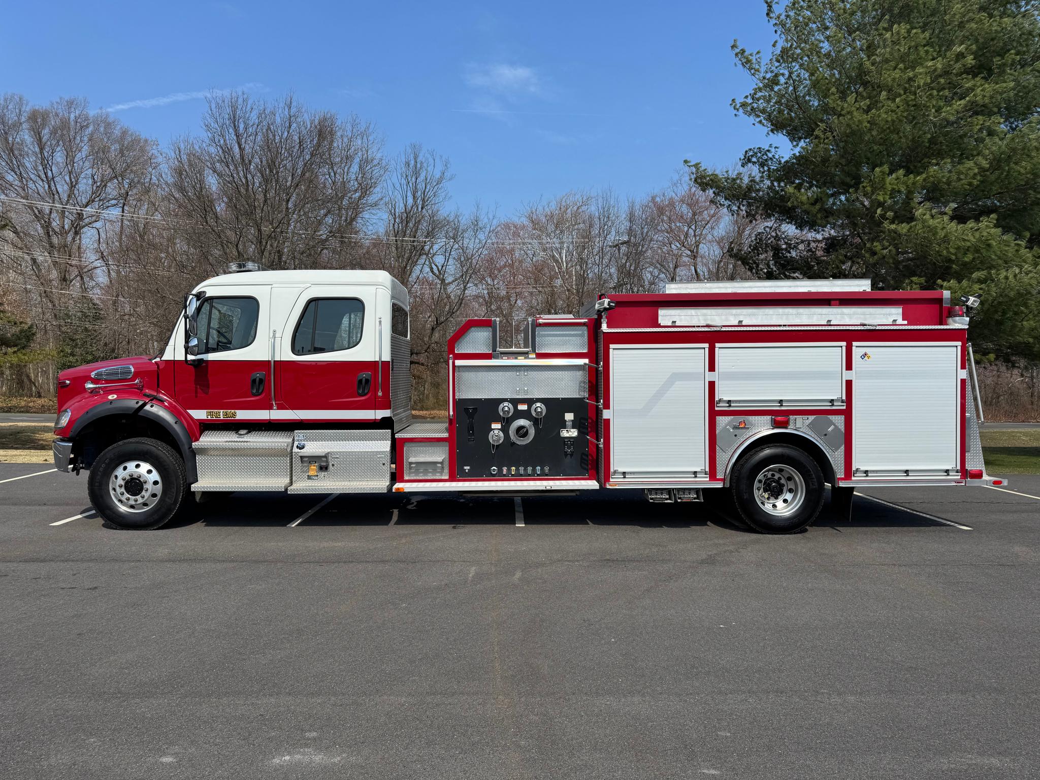 2012 Ferrara Freightliner 4x4 Pumper - image 4