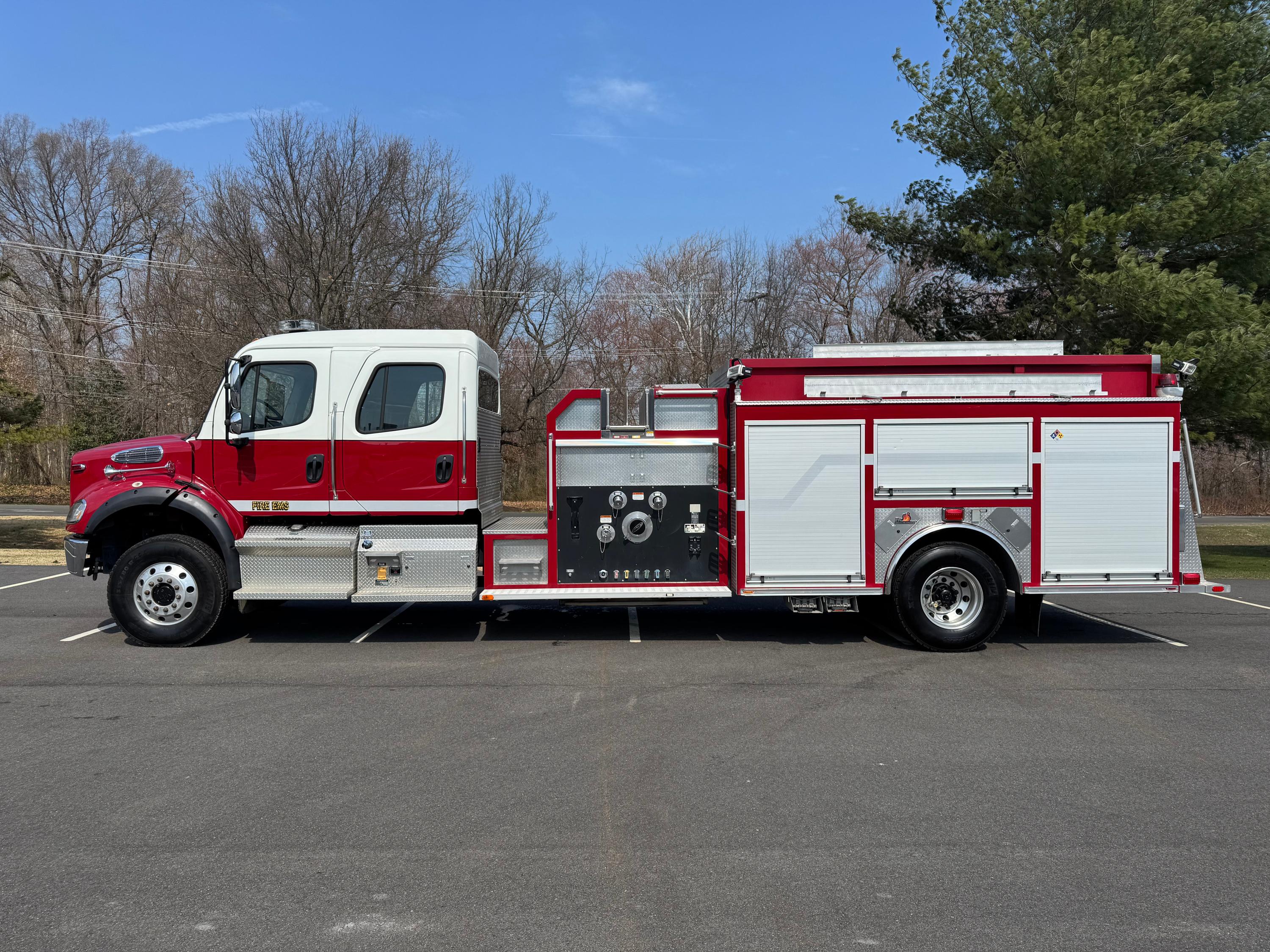 2012 Ferrara Freightliner 4x4 Pumper - image 4