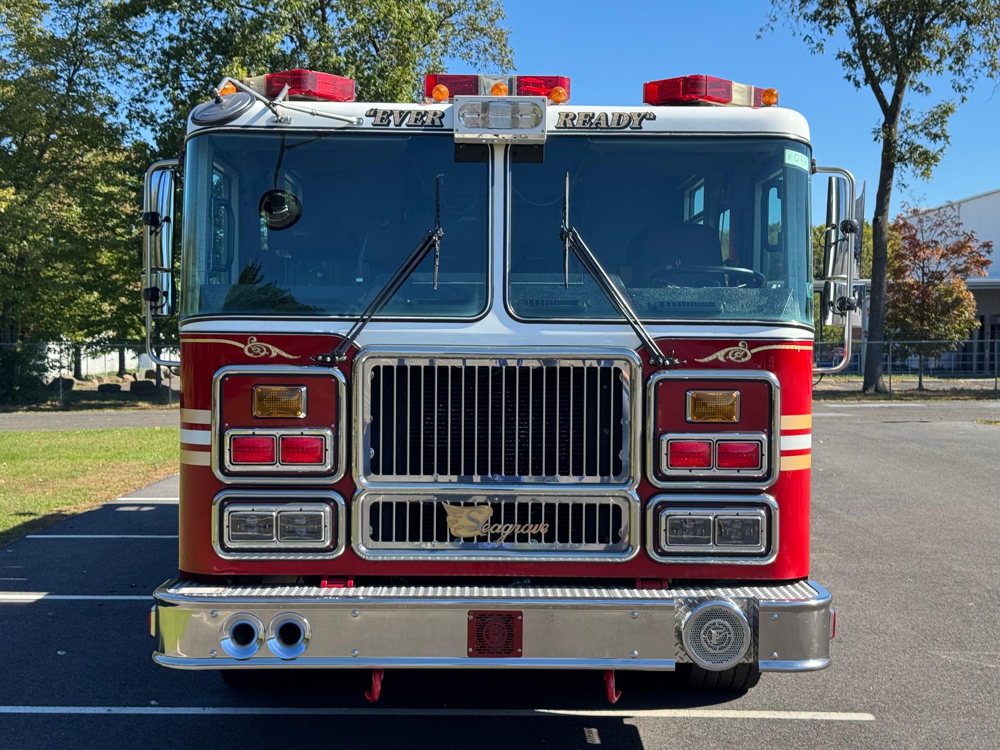 2007 Seagrave Pumper - image 3
