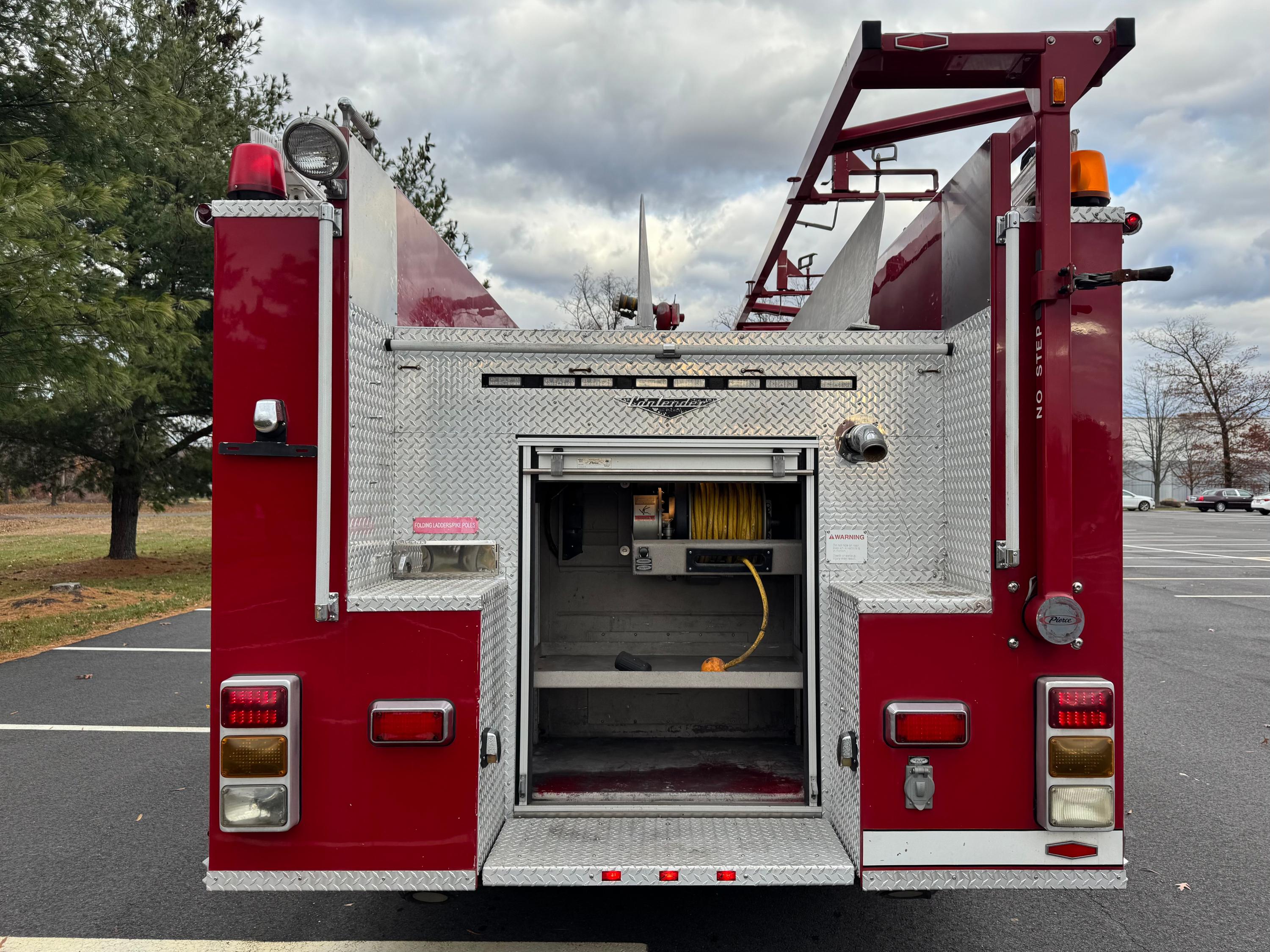2008 Pierce Contender Pumper - image 8