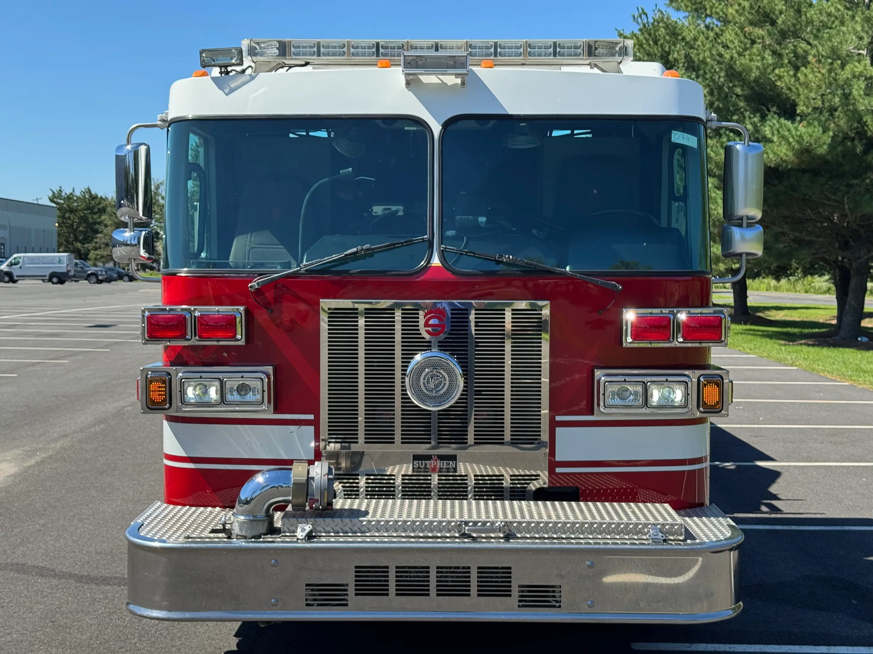 2011 Sutphen SL75 75' Aerial - image 3