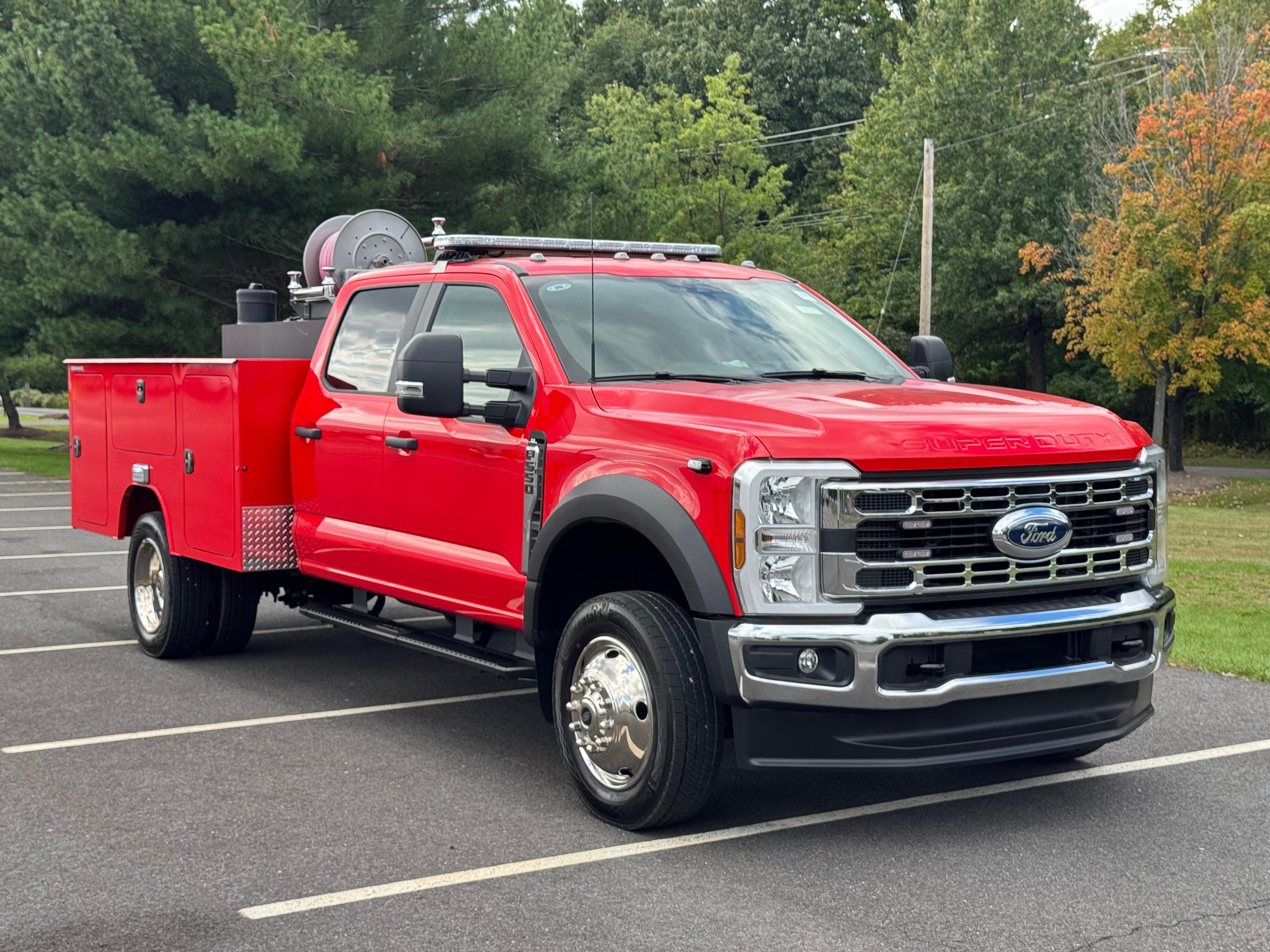 2025 Ford F-550 4x4 Brush Truck - image 2
