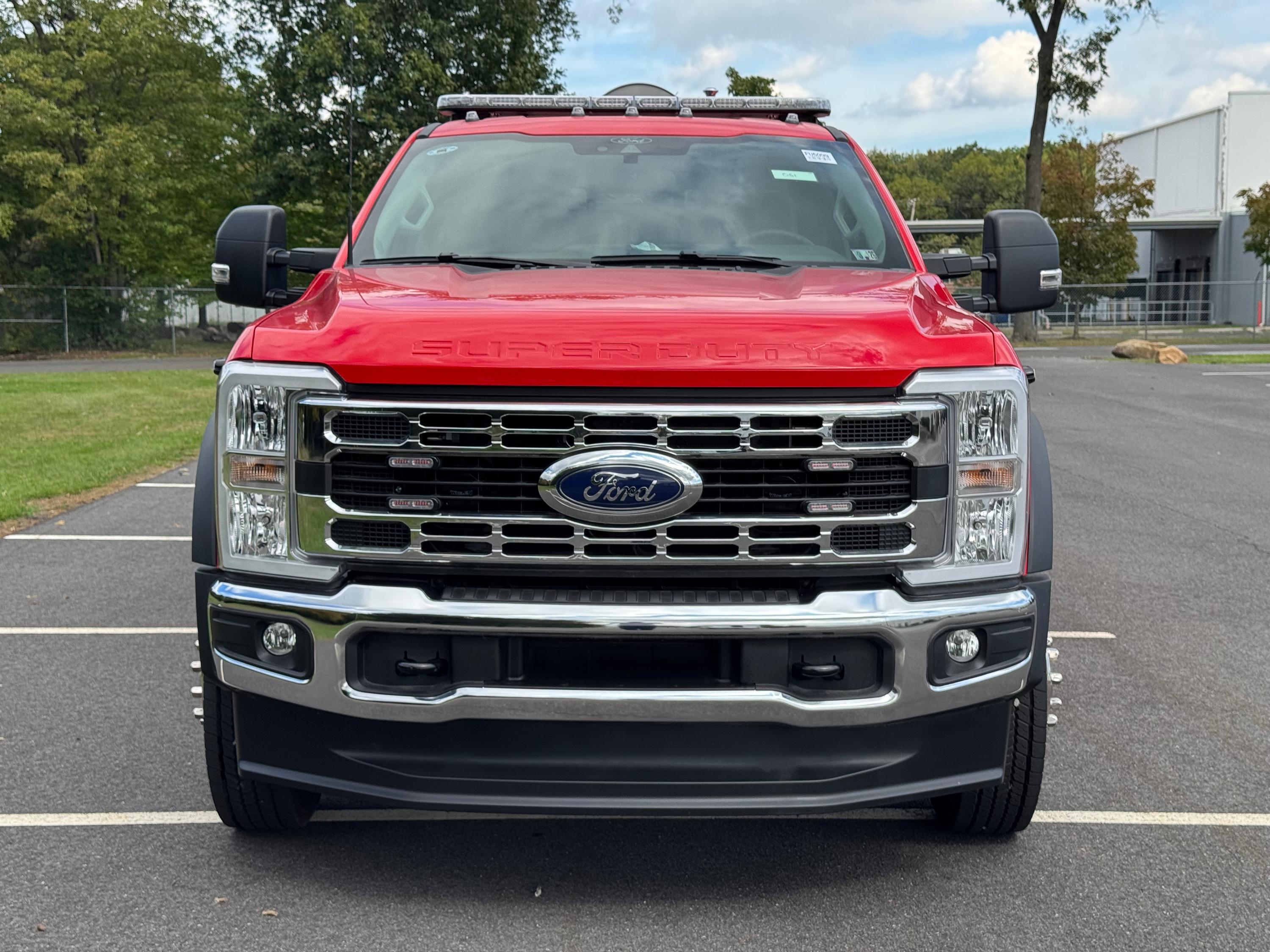 2025 Ford F-550 4x4 Brush Truck - image 3