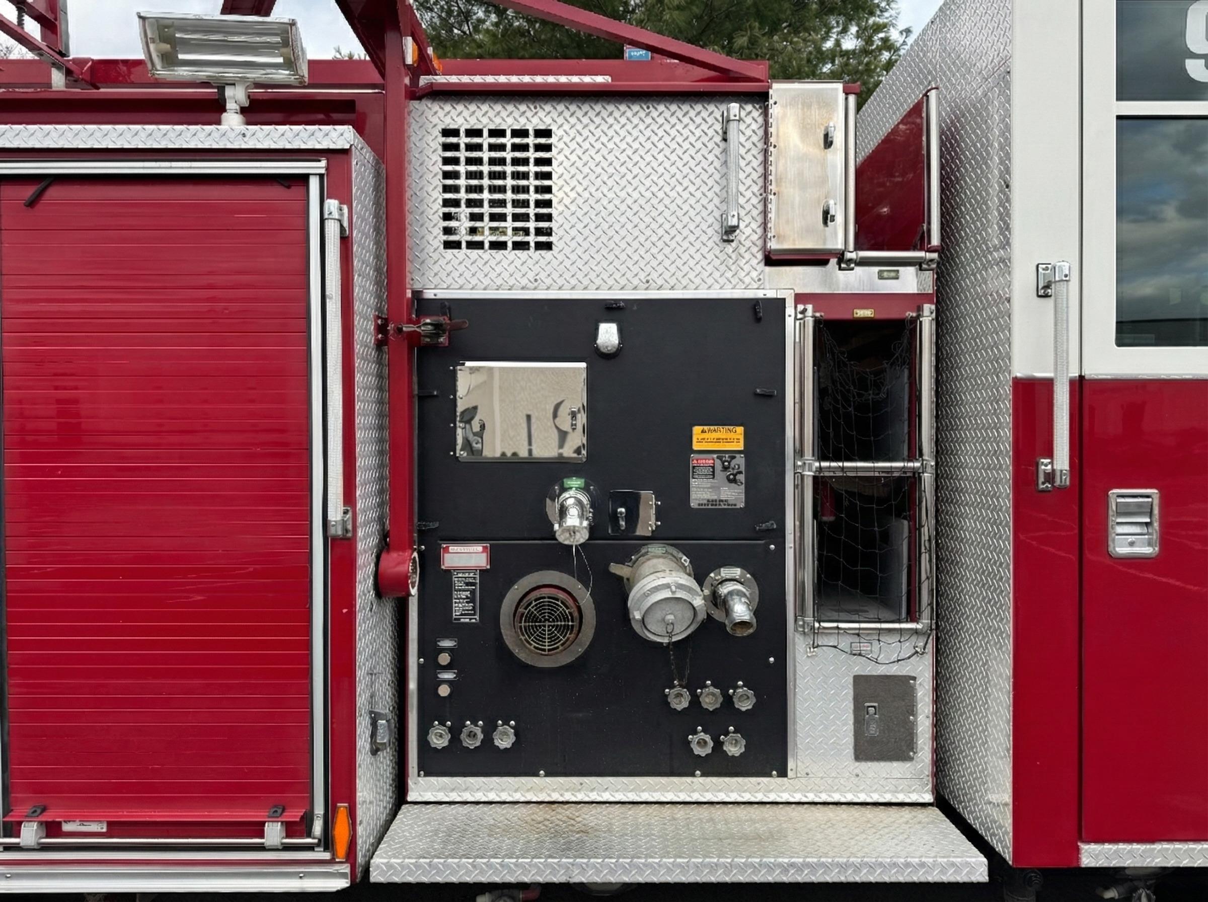 2008 Pierce Contender Pumper - image 24