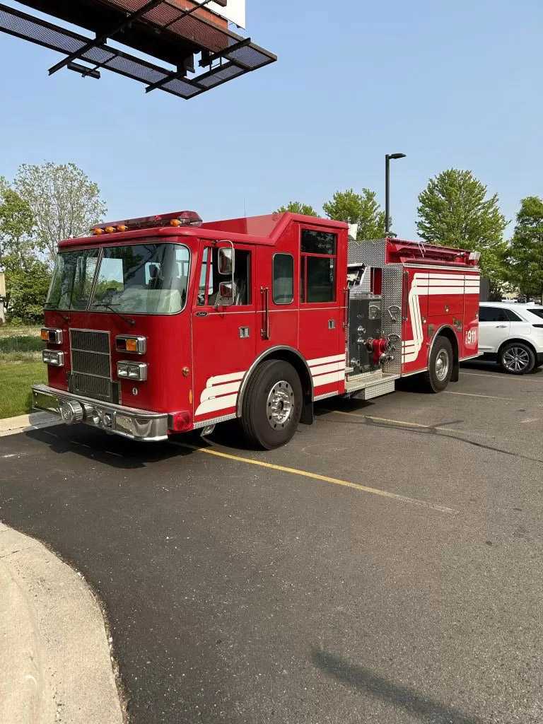1996 Pierce Saber Pumper