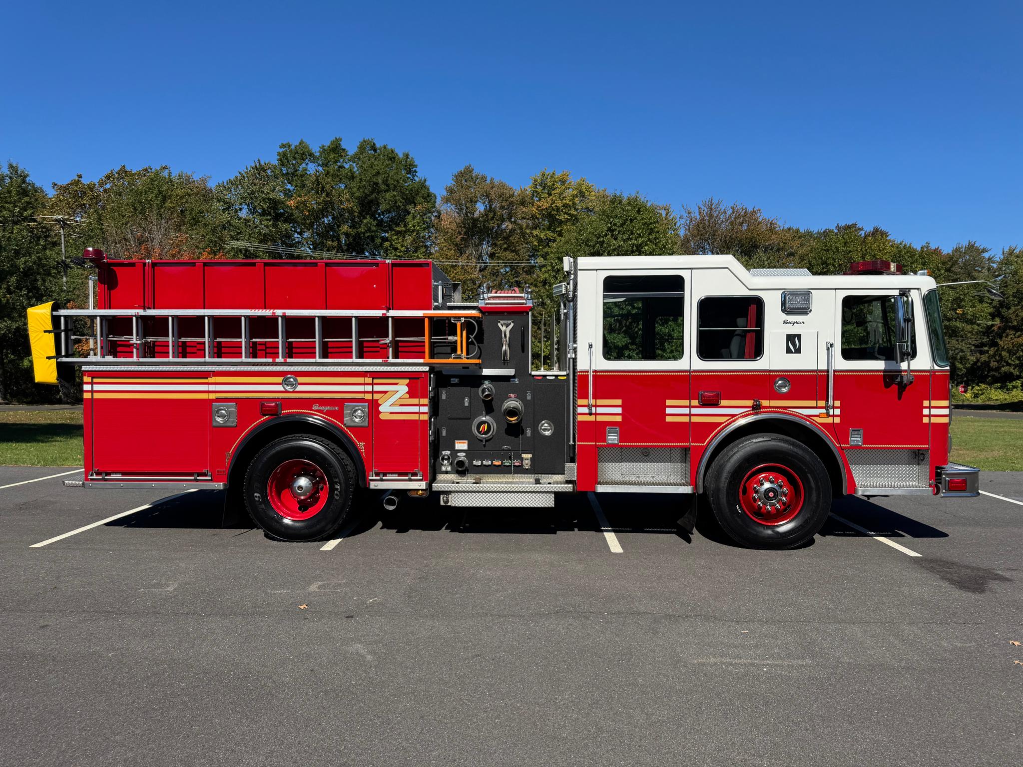 2007 Seagrave Pumper - image 5
