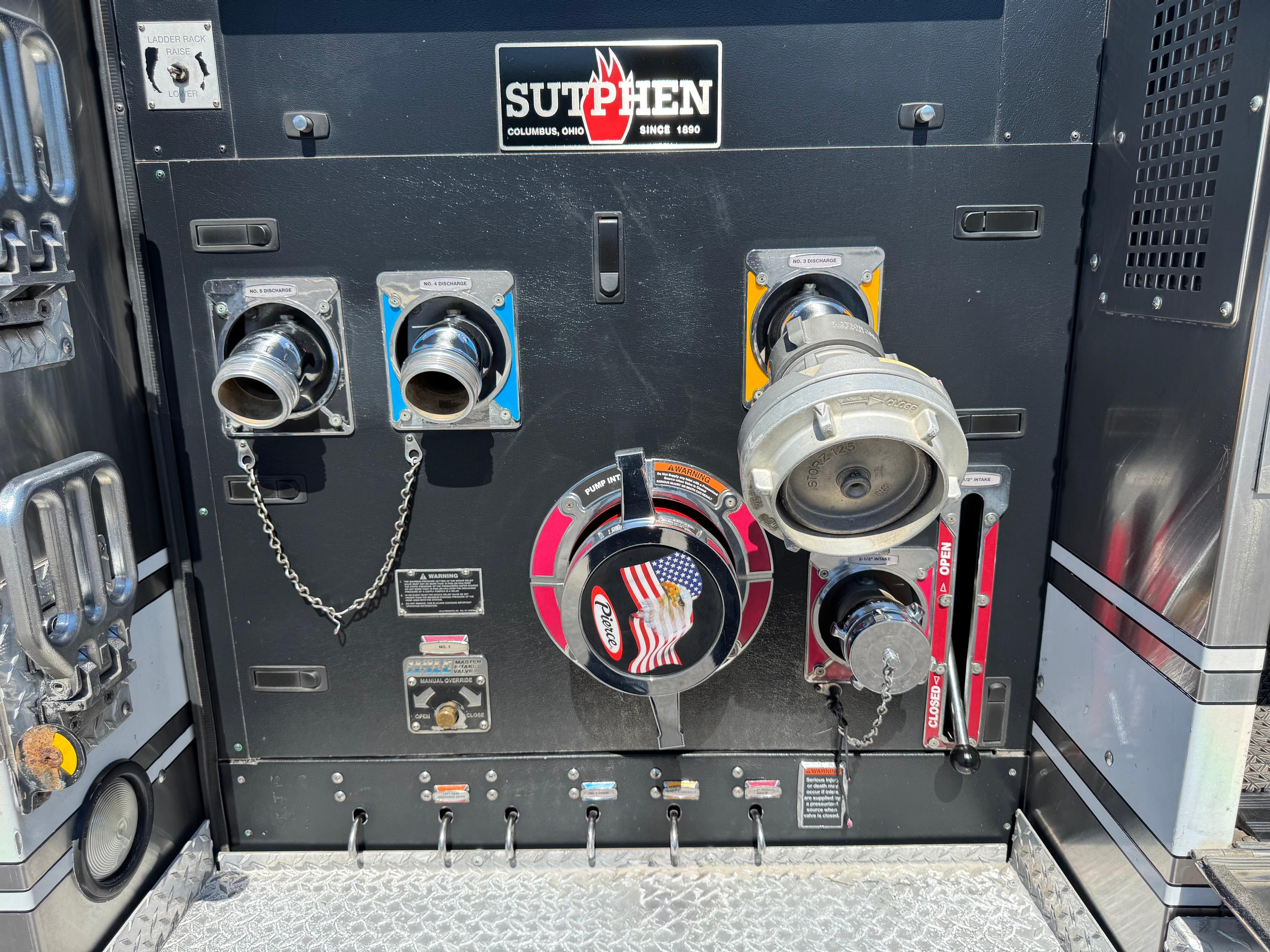 2011 Sutphen SL75 75' Aerial - image 30