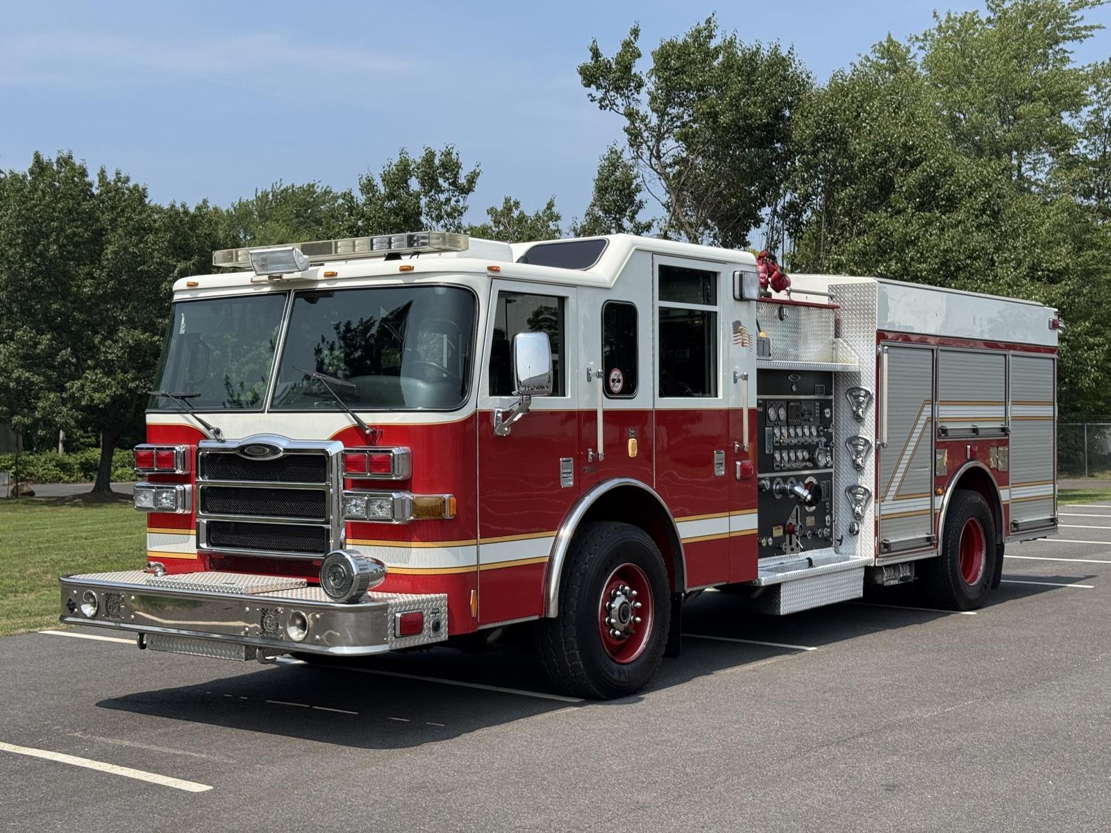 2007 Pierce Dash Pumper - image 1