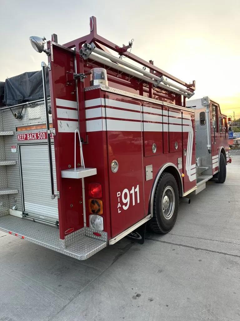 1996 Pierce Saber Pumper - image 3