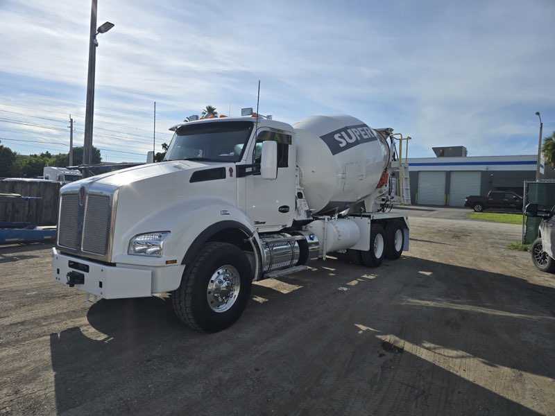 2024 Kenworth T880 Concrete Mixer