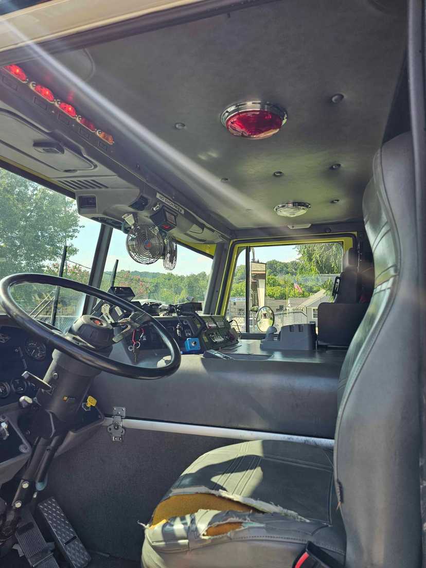 1994 Saulsbury Spartan Heavy Rescue — photo 4