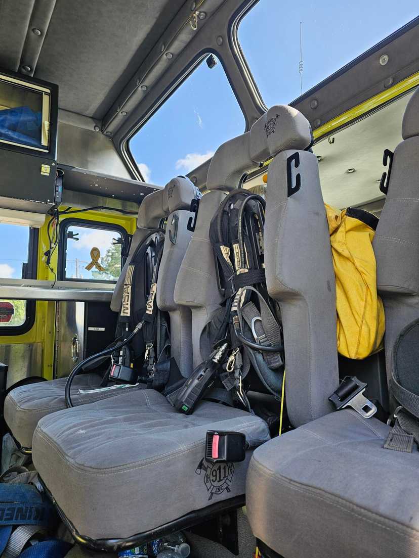1994 Saulsbury Spartan Heavy Rescue — photo 8