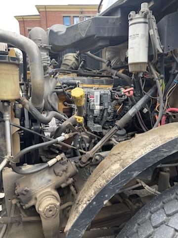 2013 Caterpillar CT660 Dump Truck - image 9