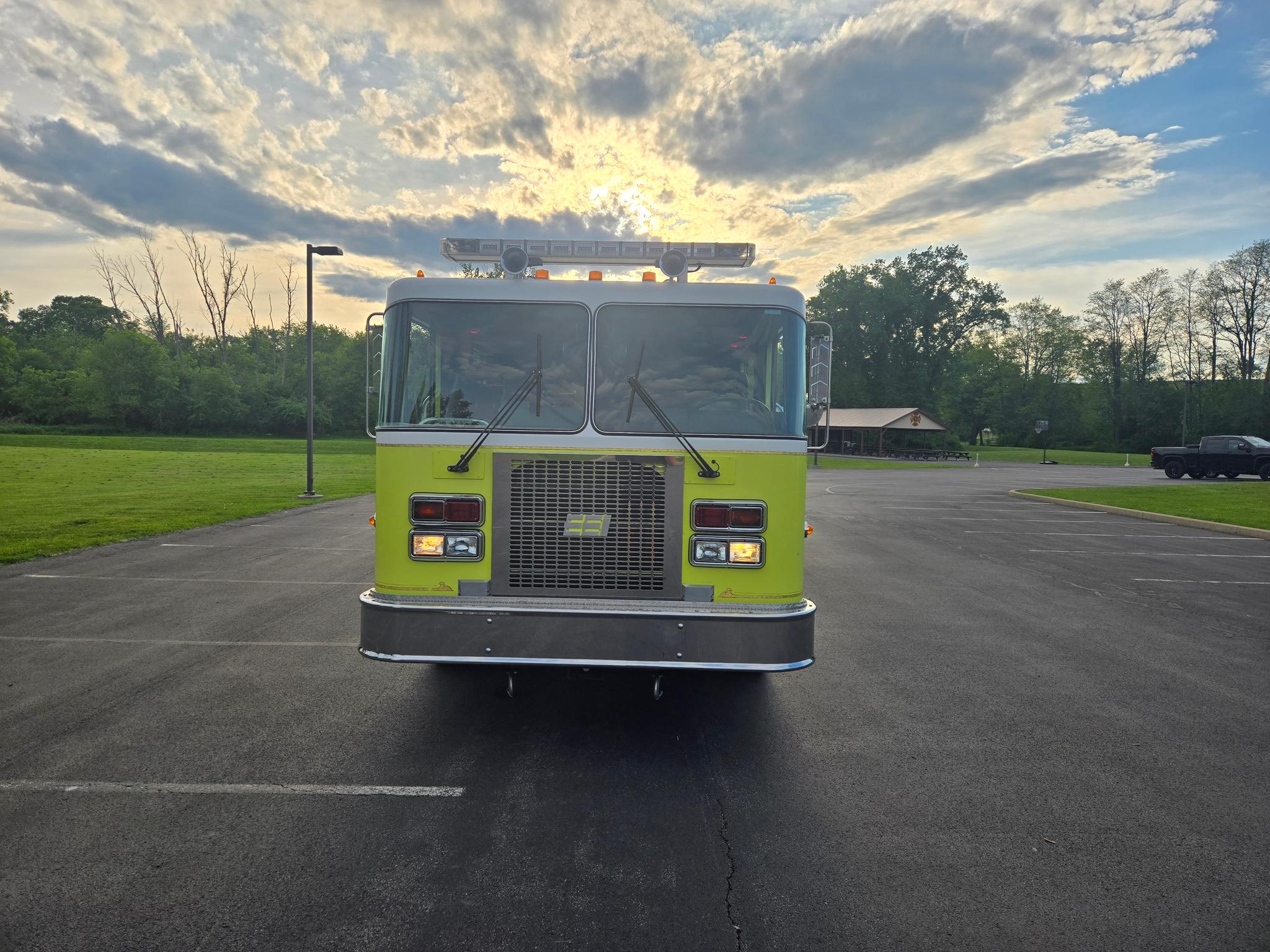 1991 Spartan Pumper - image 2