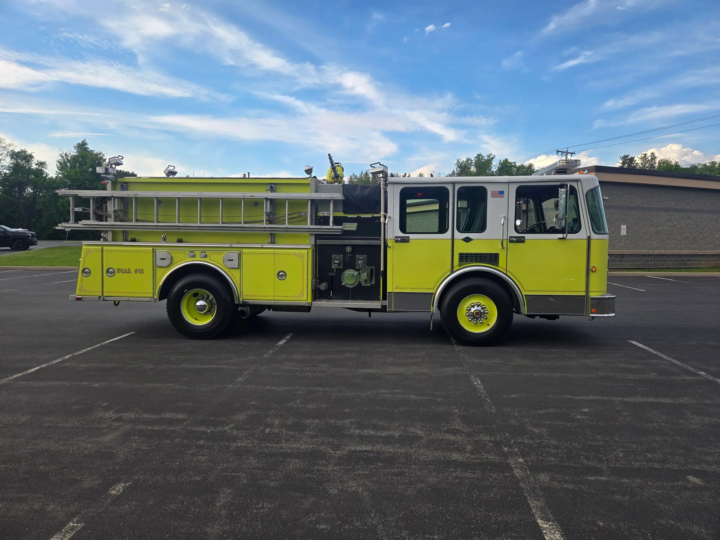 1991 Spartan Pumper - image 3