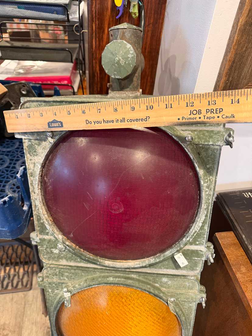 large stop light — photo 3