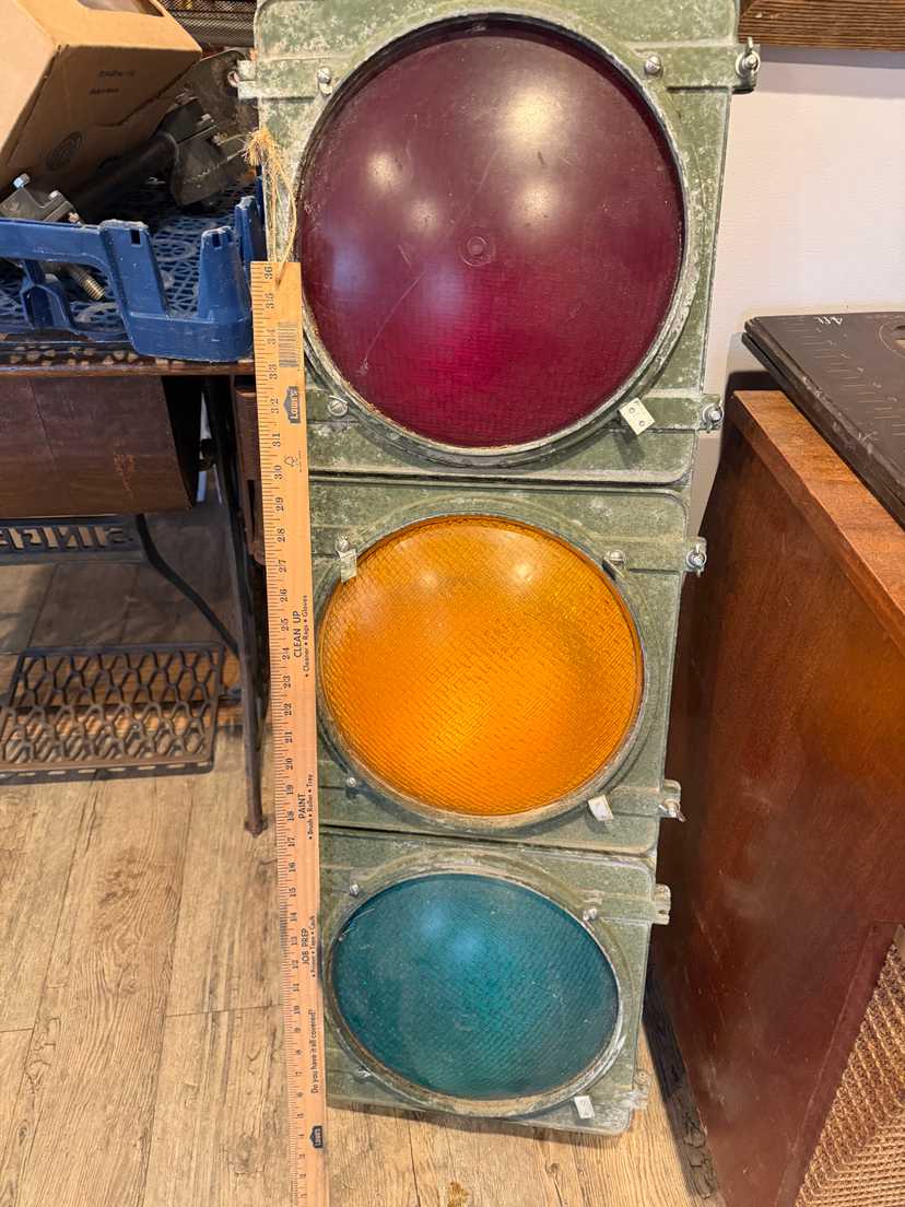 large stop light — photo 4