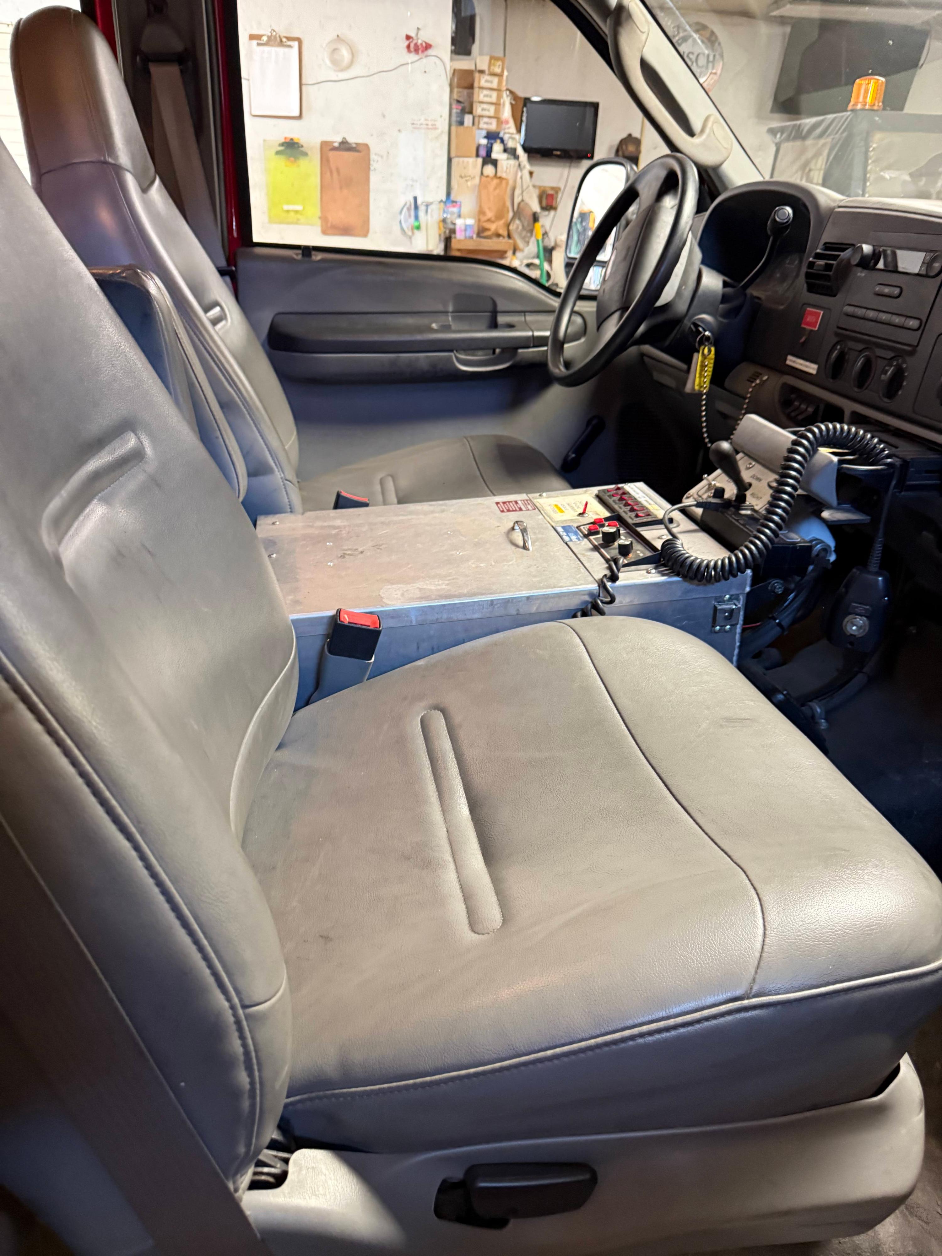2006 Ford 4x4 Light Rescue - image 13