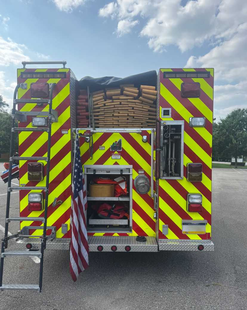 2008 Smeal Spartan Pumper — photo 4