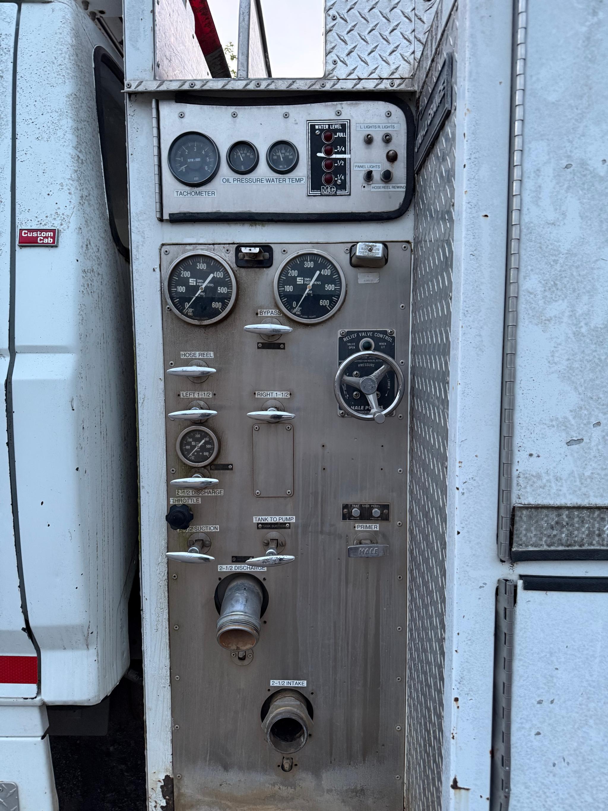1981 Ford Mini Pumper  - image 3