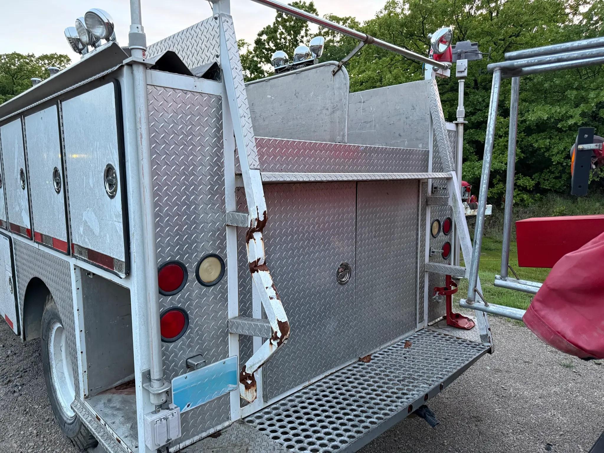1981 Ford Mini Pumper  - image 4