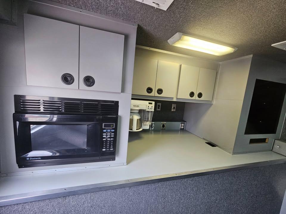 2007 Freightliner M2 Mobile Command - image 13