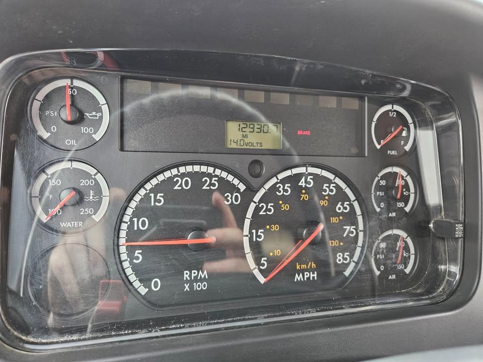2007 Freightliner M2 Mobile Command - image 20