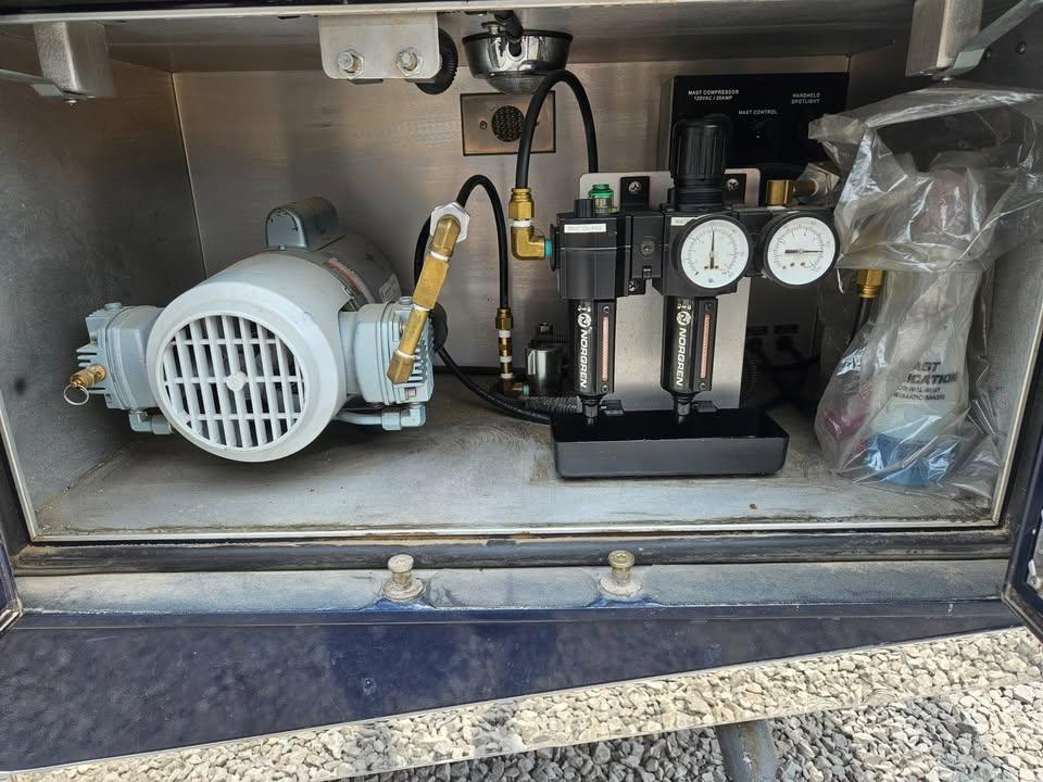2007 Freightliner M2 Mobile Command - image 14