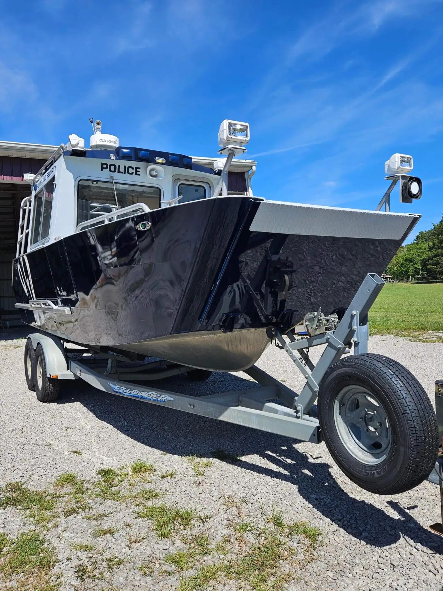 2010 Lake Assault Patrol Boat, 24′ - image 9