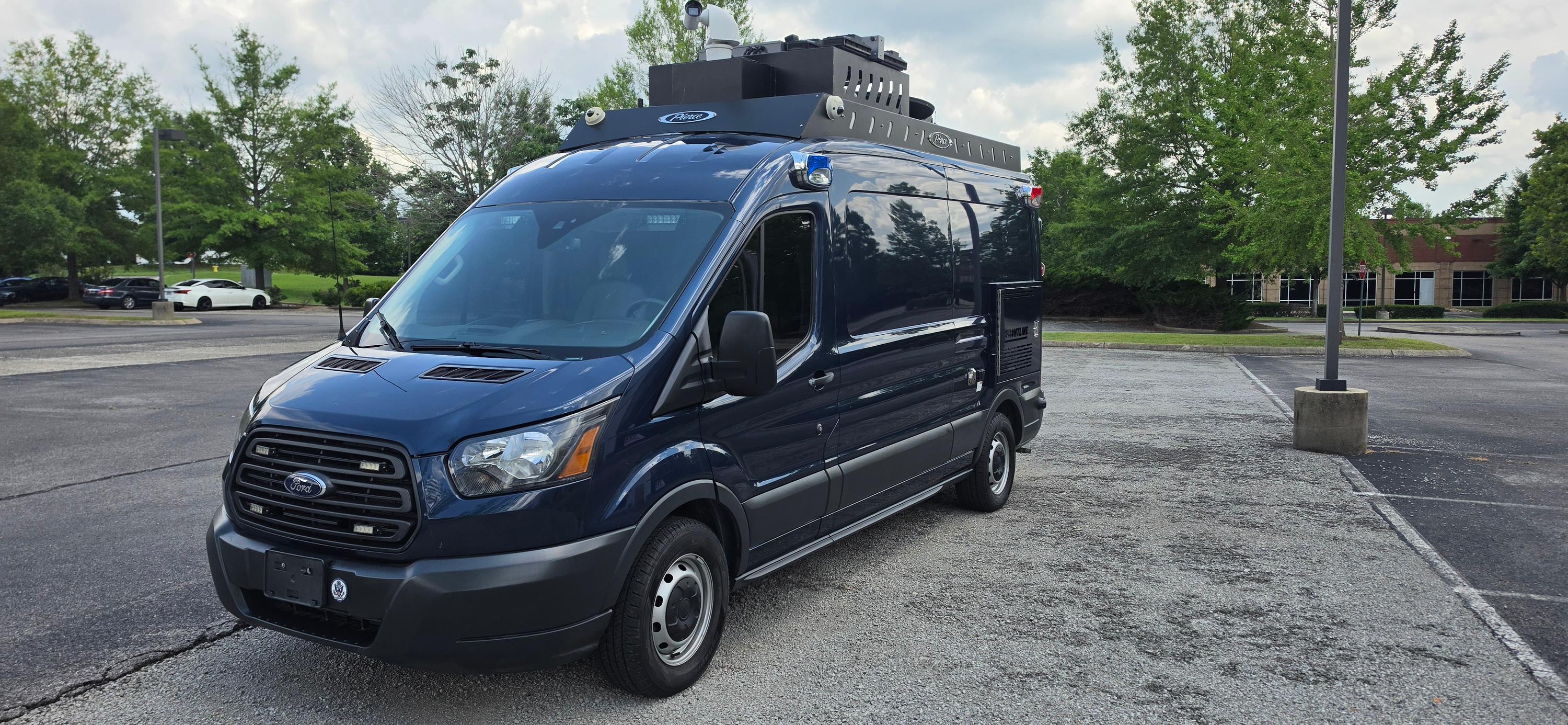 2018 Pierce Ford Command Center - image 5