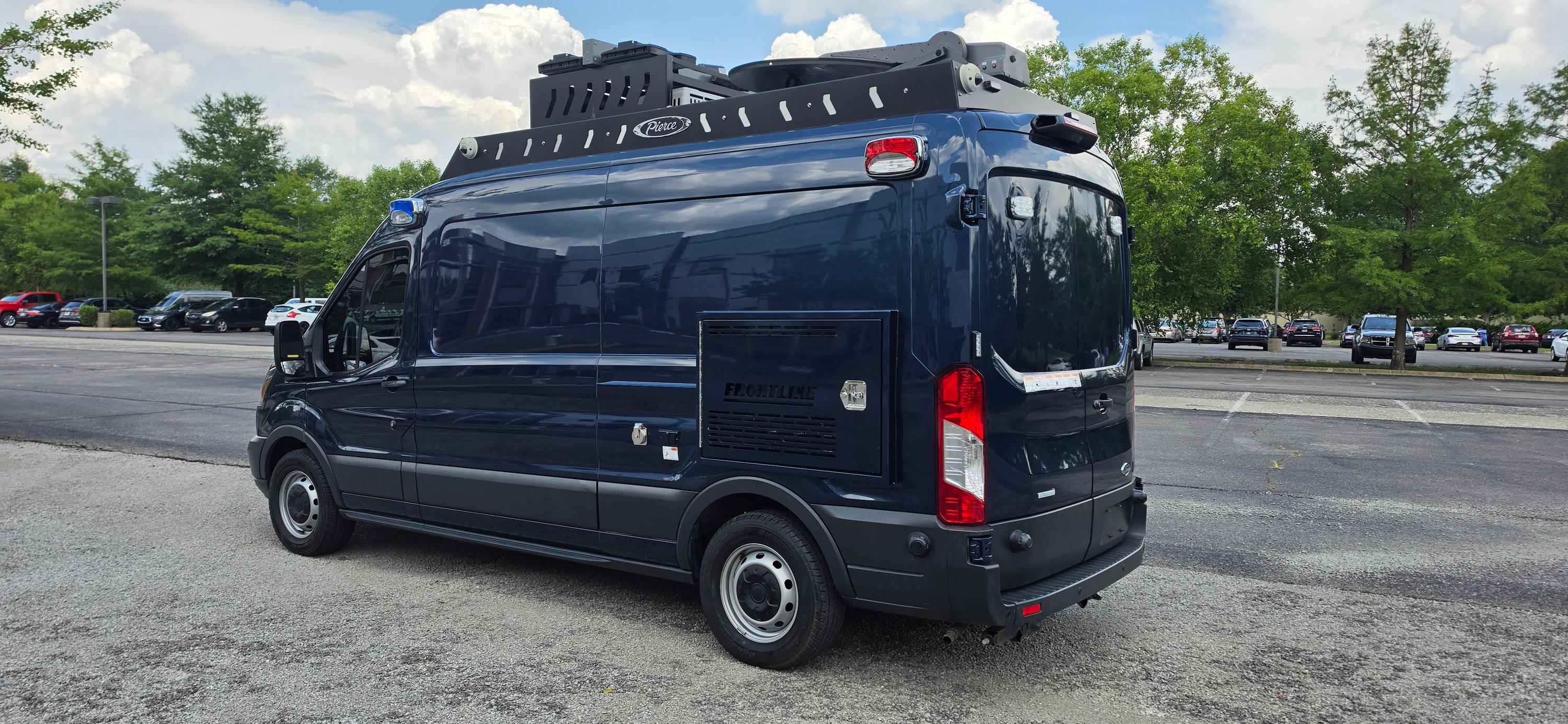 2018 Pierce Ford Command Center - image 7