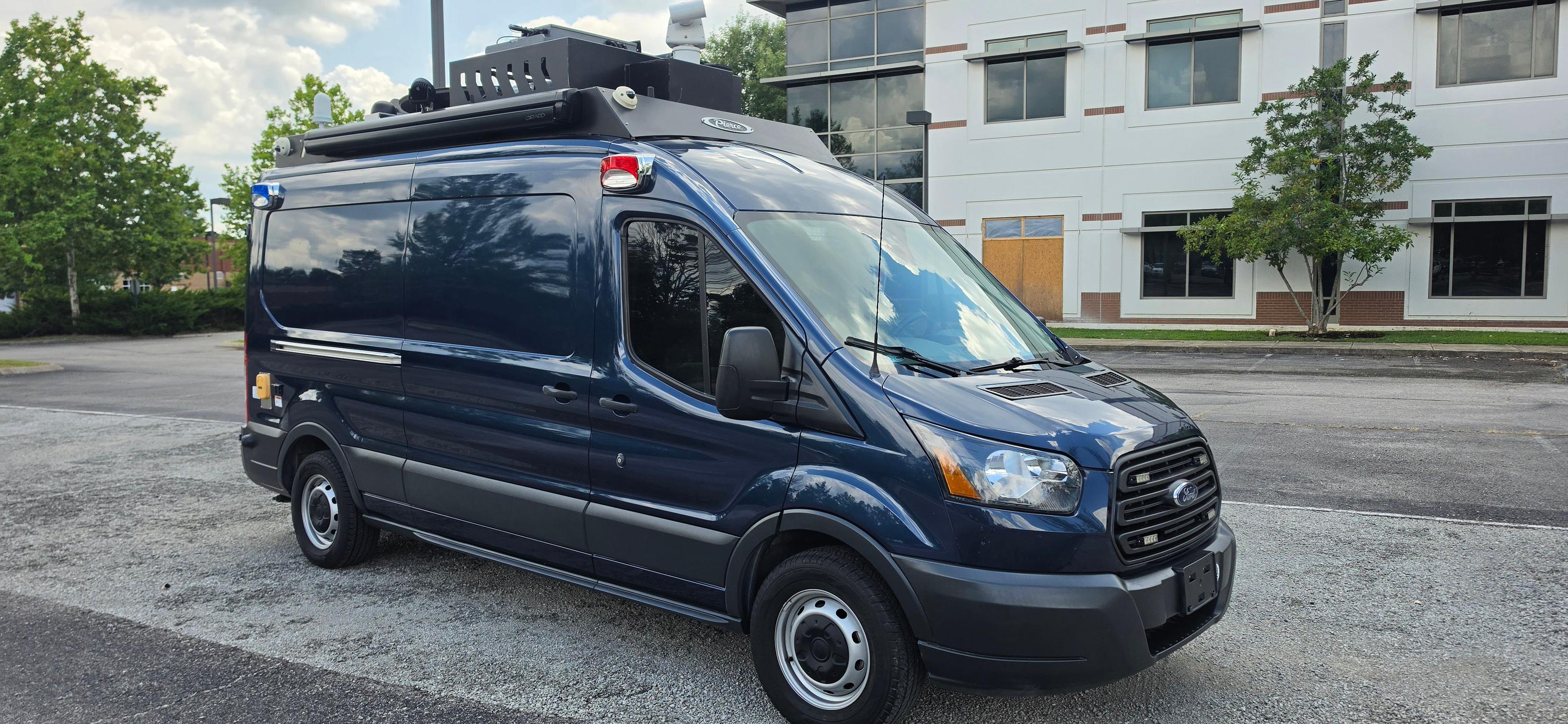 2018 Pierce Ford Command Center - image 3