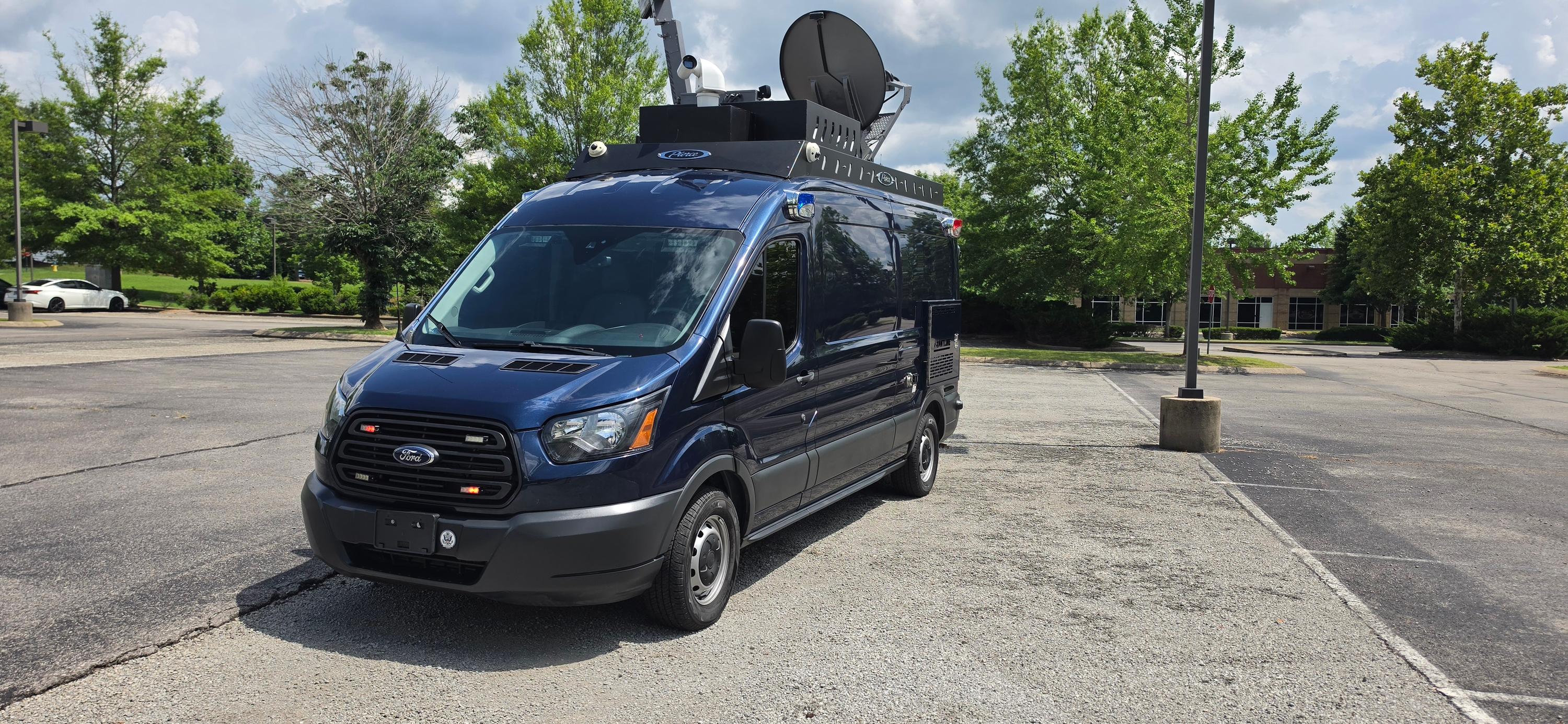2018 Pierce Ford Command Center - image 16