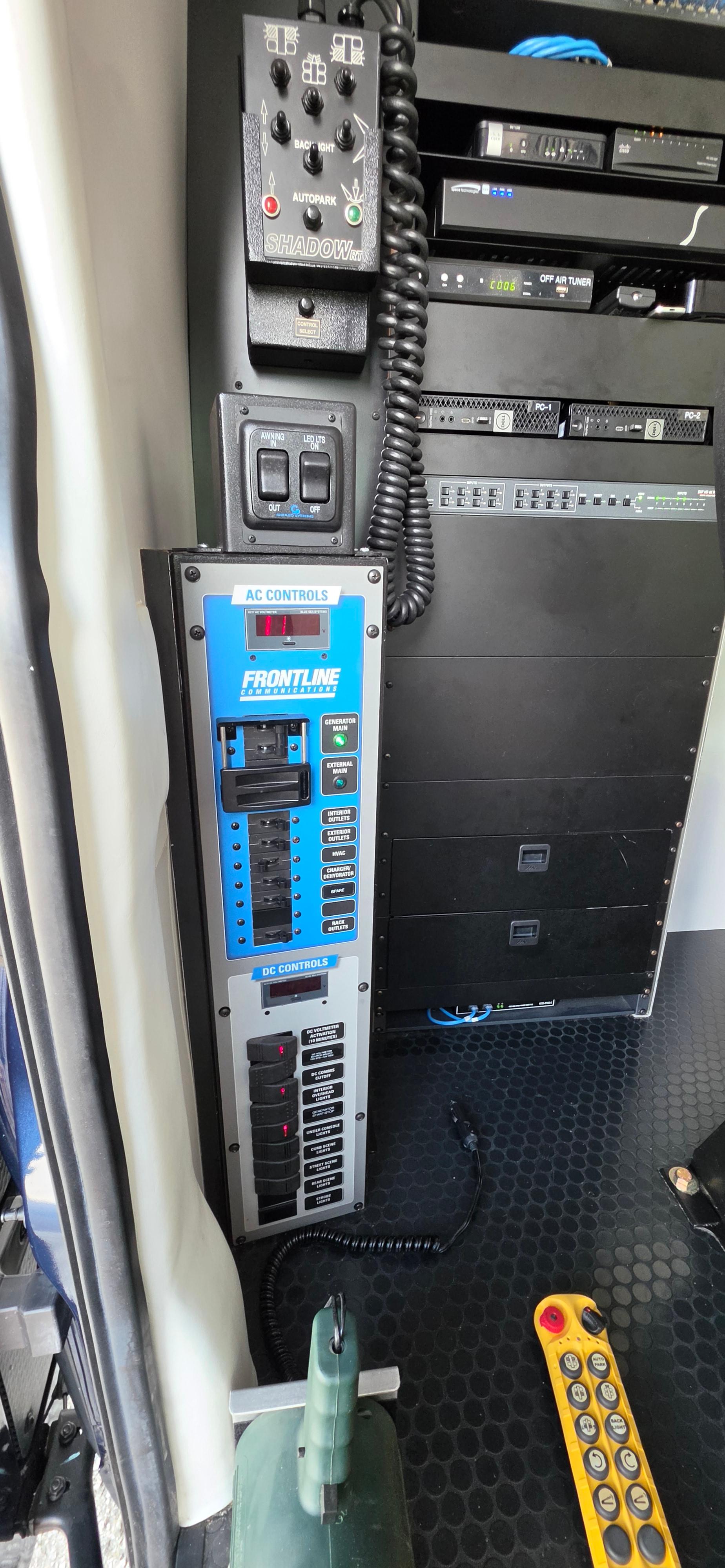 2018 Pierce Ford Command Center - image 26
