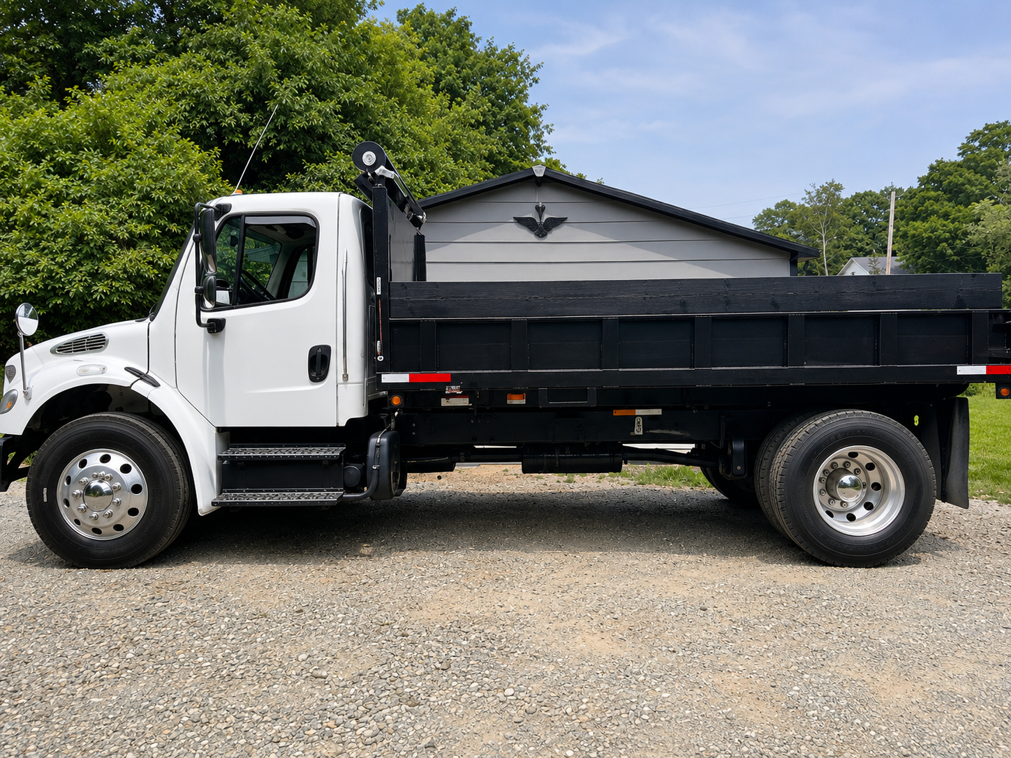 2017 Freightliner M2 106 Dump Truck - image 1