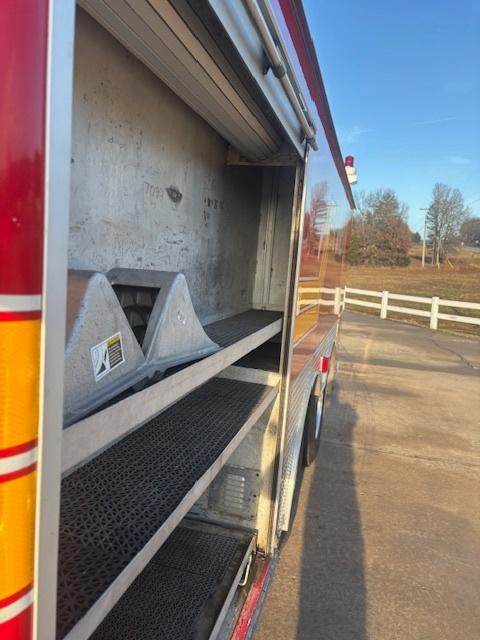 1998 Freightliner Tanker - image 11
