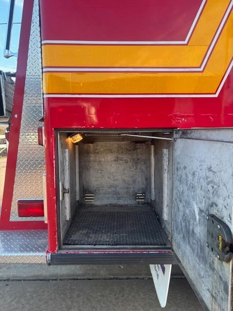 1998 Freightliner Tanker - image 8
