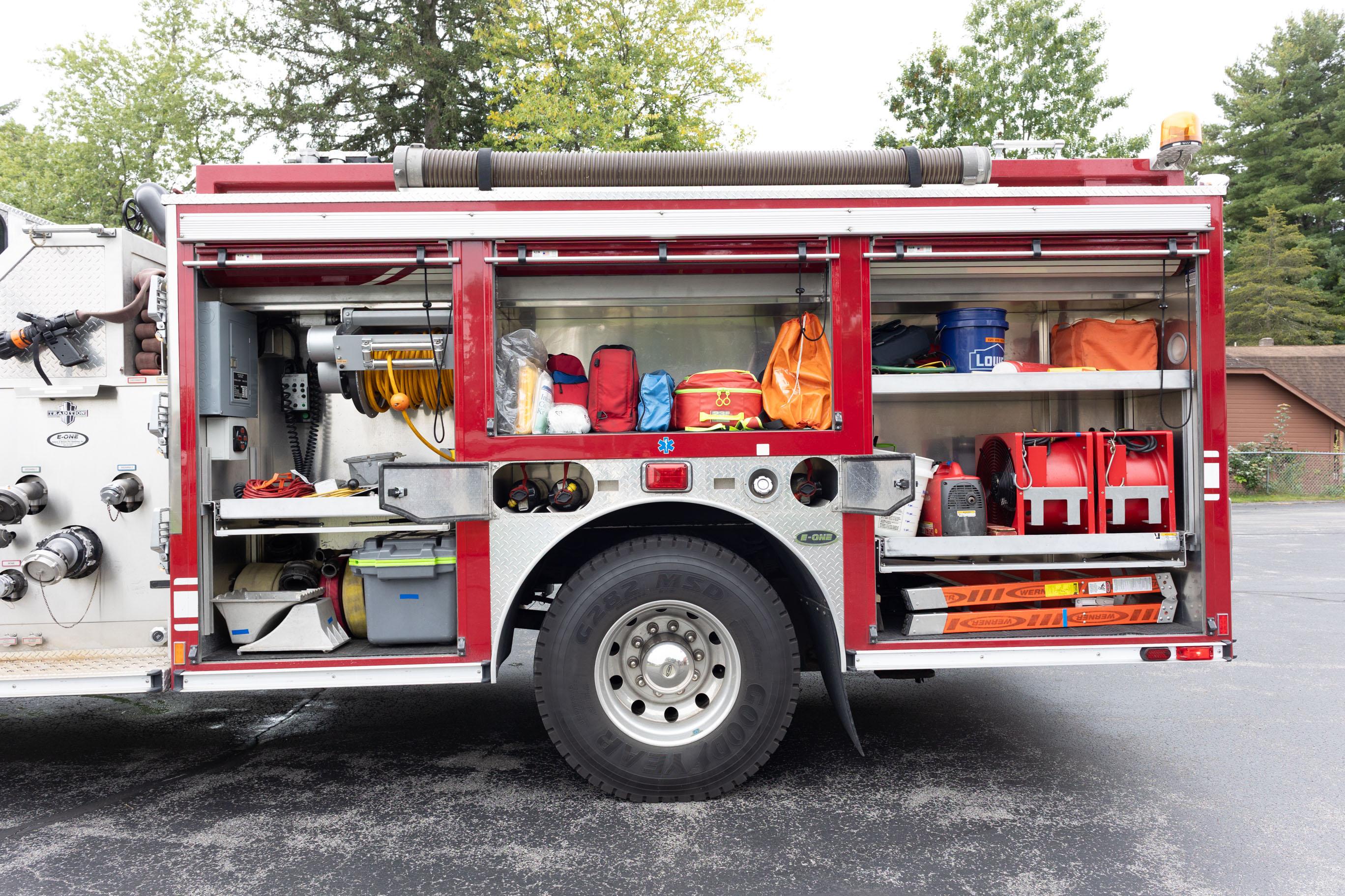 2008 E-One Typhoon Pumper - image 50