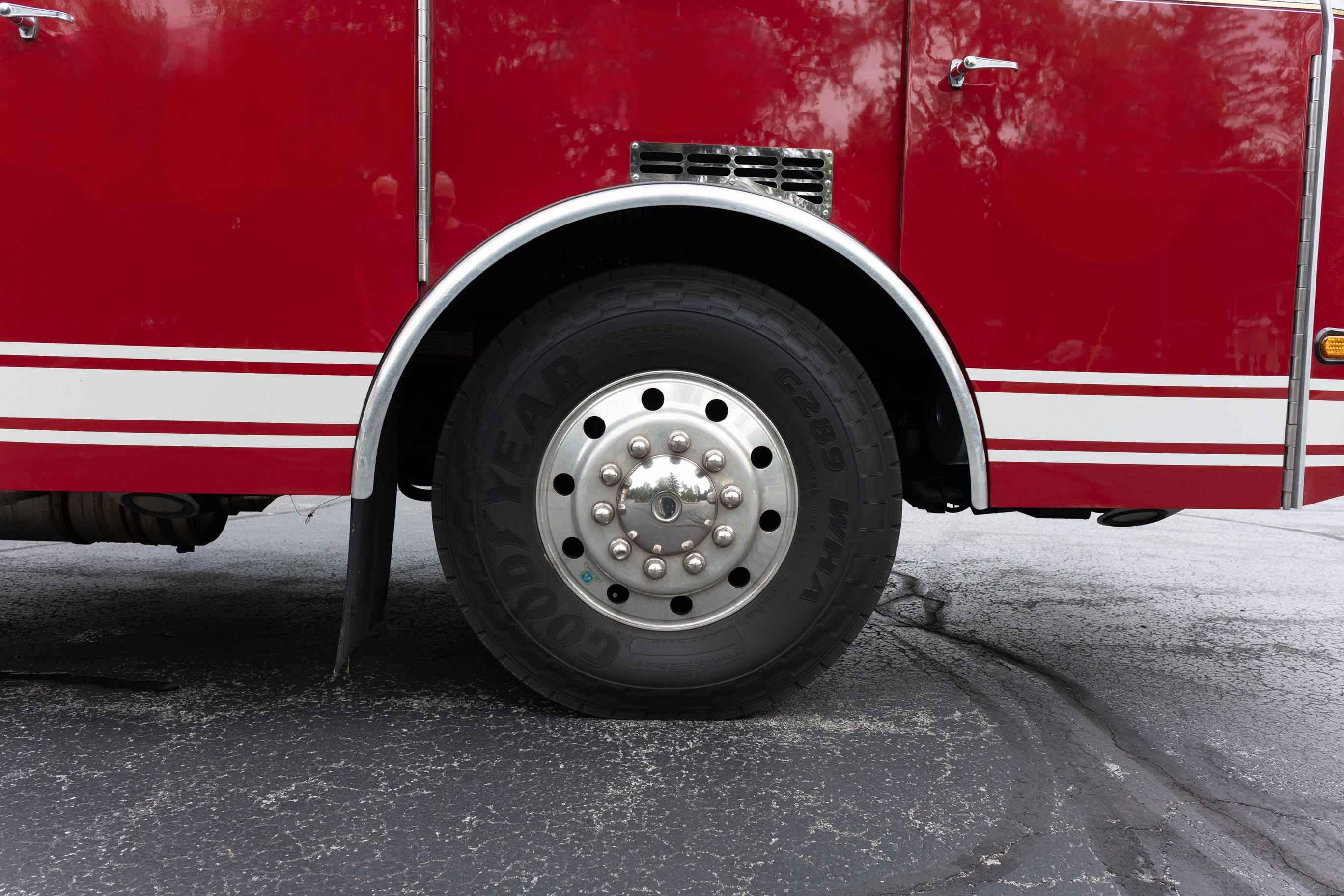 2008 E-One Typhoon Pumper - image 85