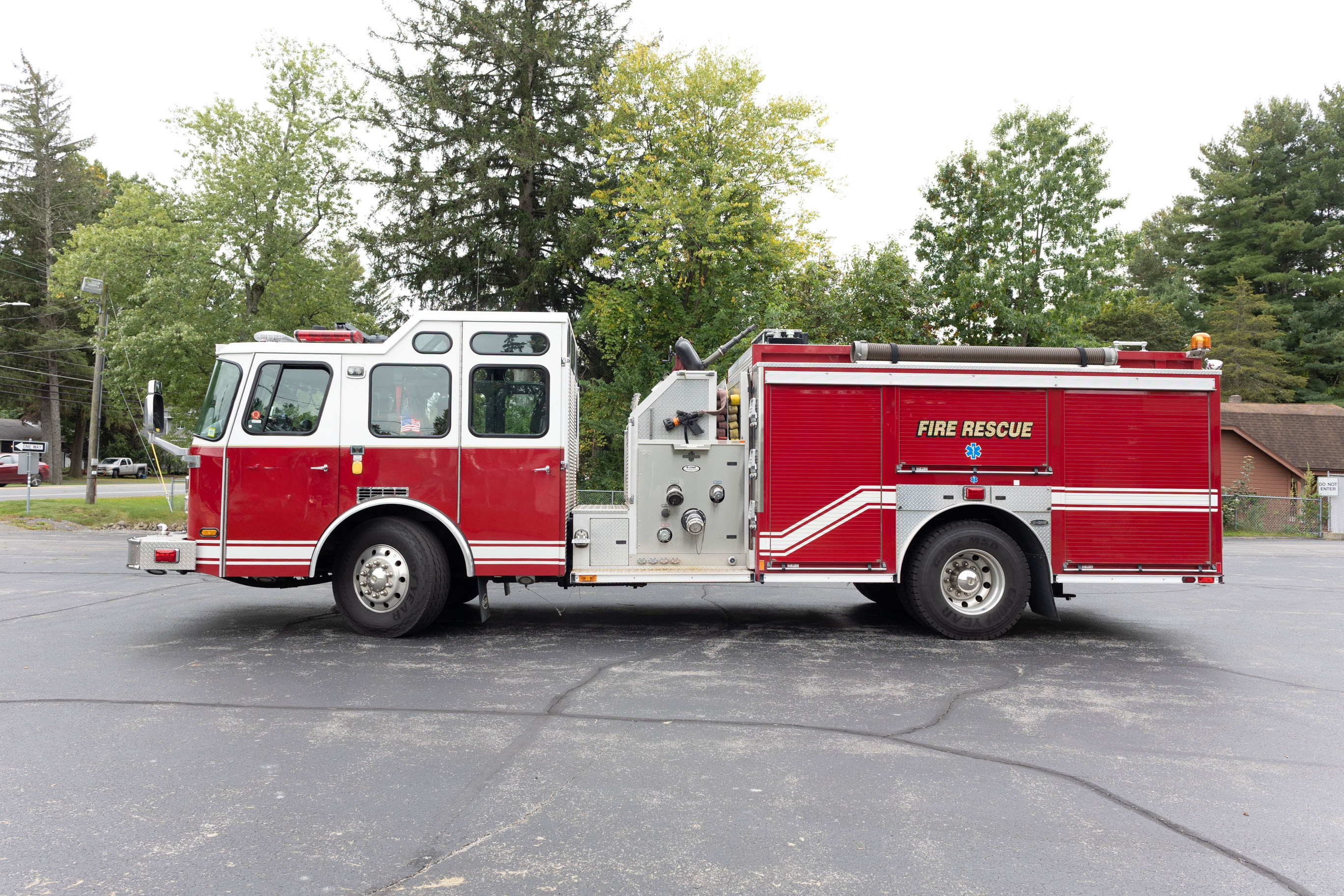 2008 E-One Typhoon Pumper - image 6