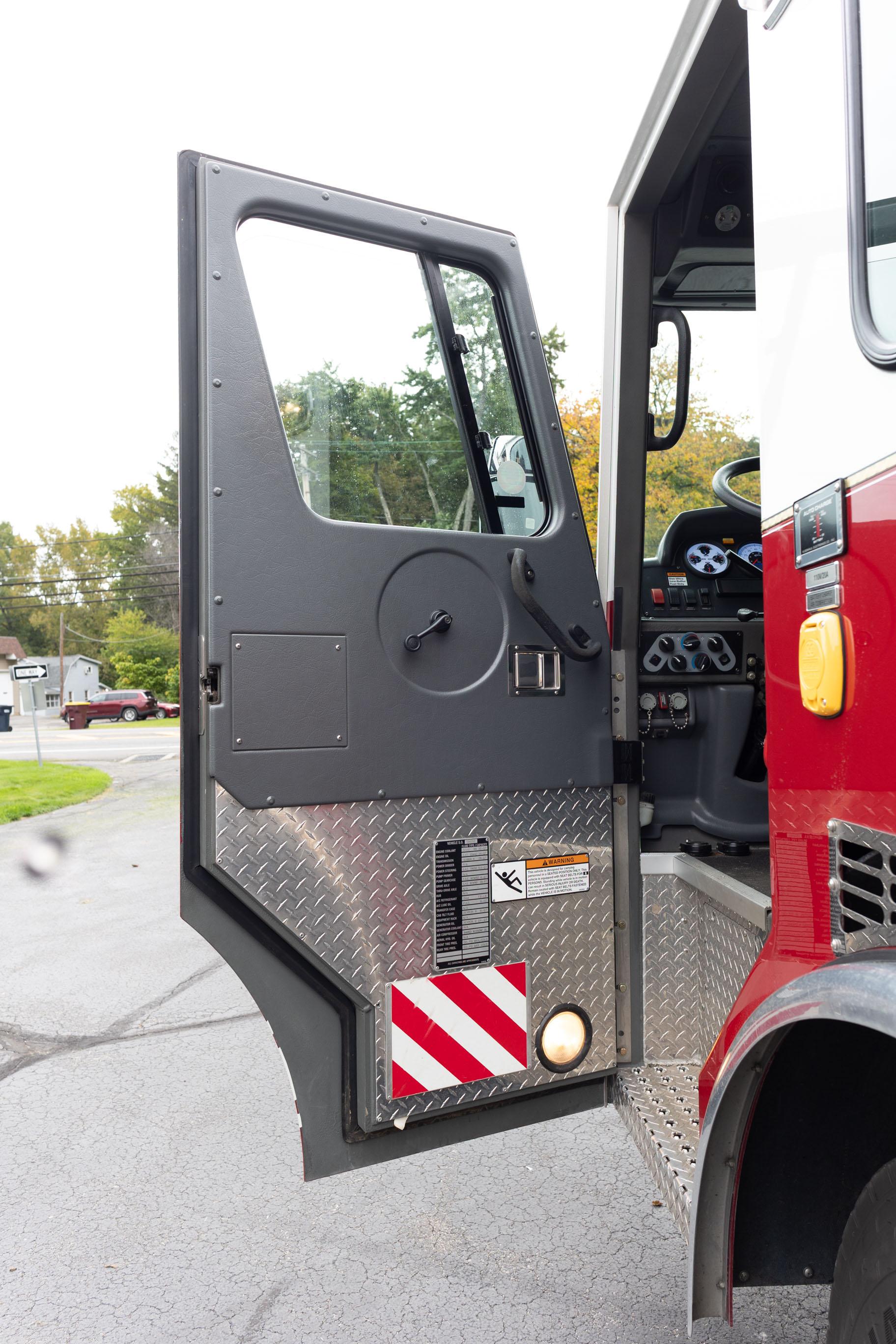 2008 E-One Typhoon Pumper - image 96